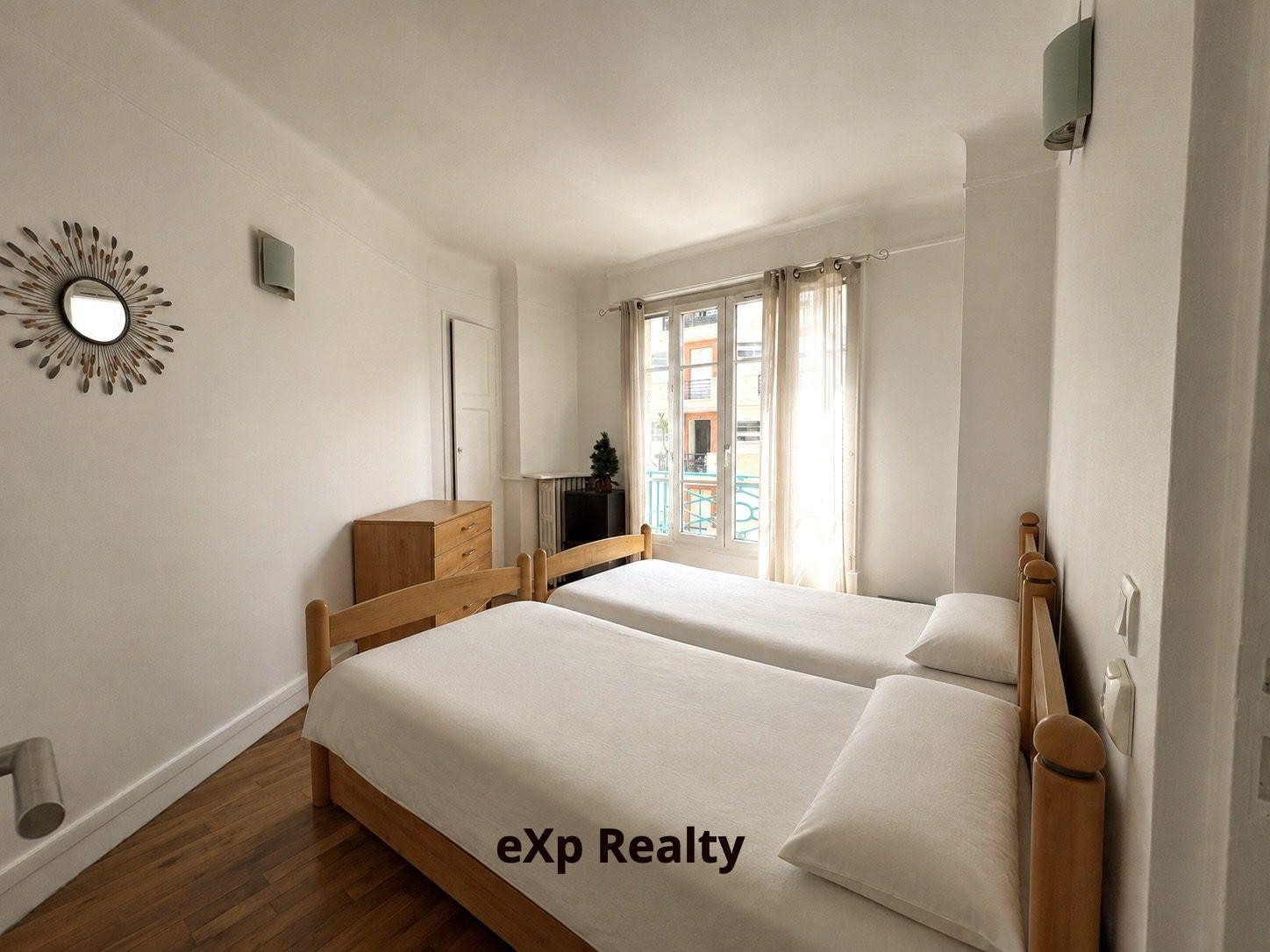 Love at first sight exclusively - Paris 15th 5