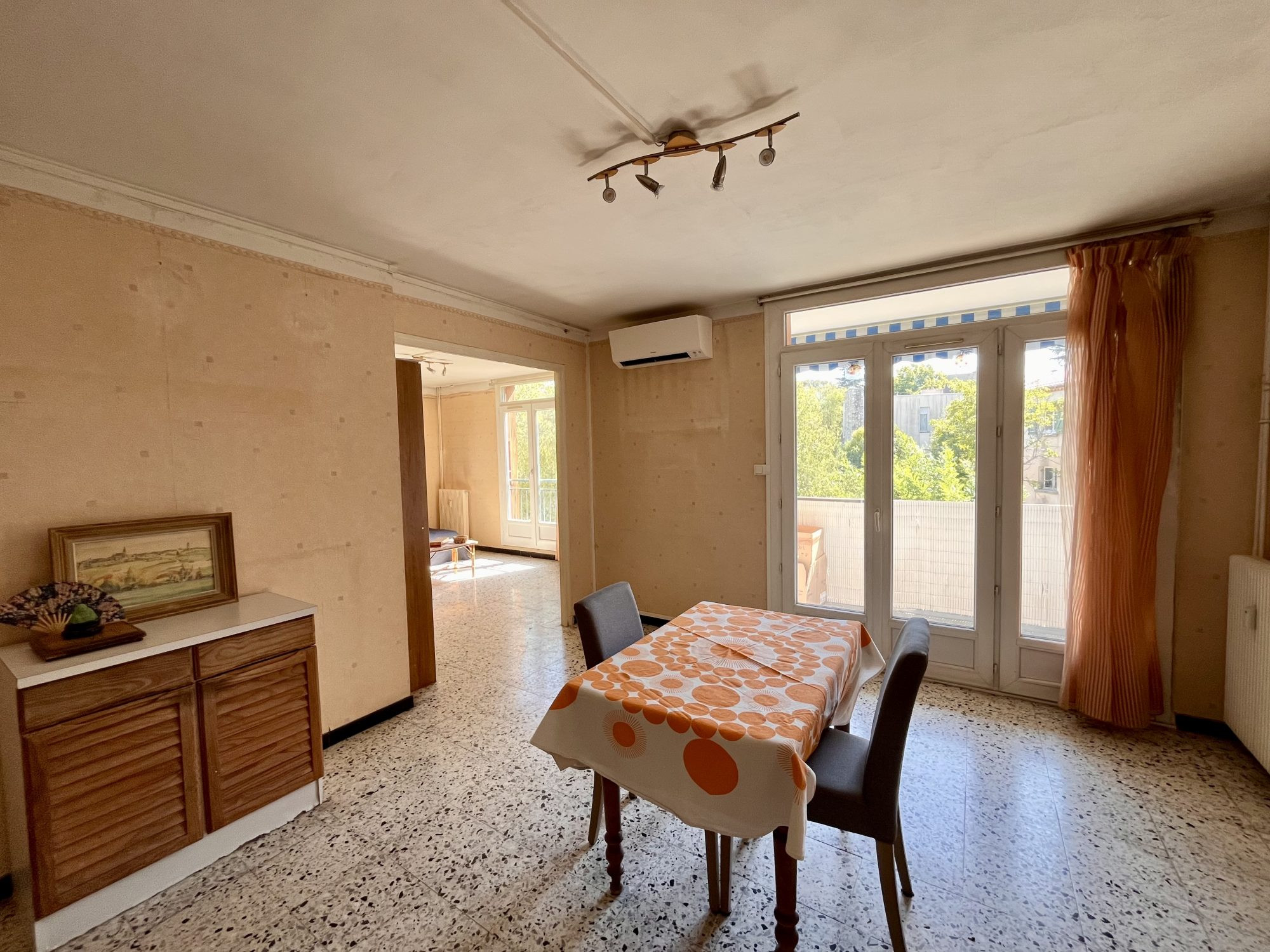 Apartment in Nîmes 4