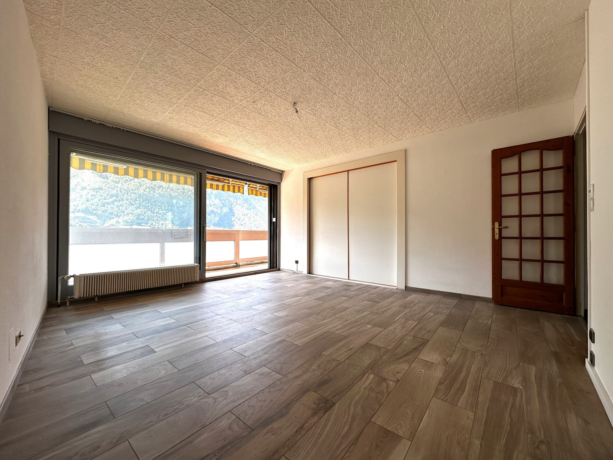 4-Room 96.34m² Luxury Residence with Swimming Pools, Balcony, Garage and Cellar 3