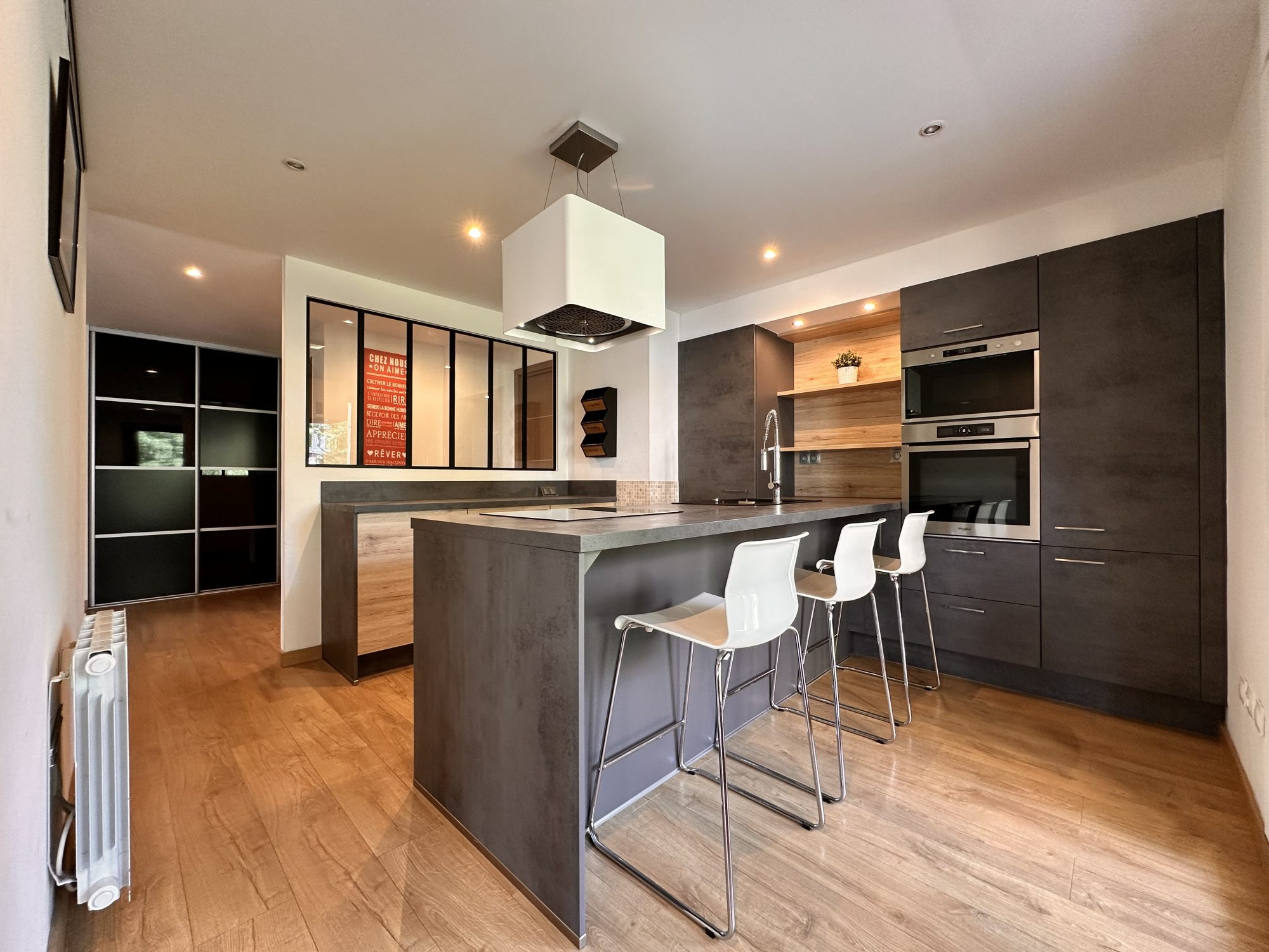 Superbe T4 de 88 m² avec balcon, cave et ascenseur