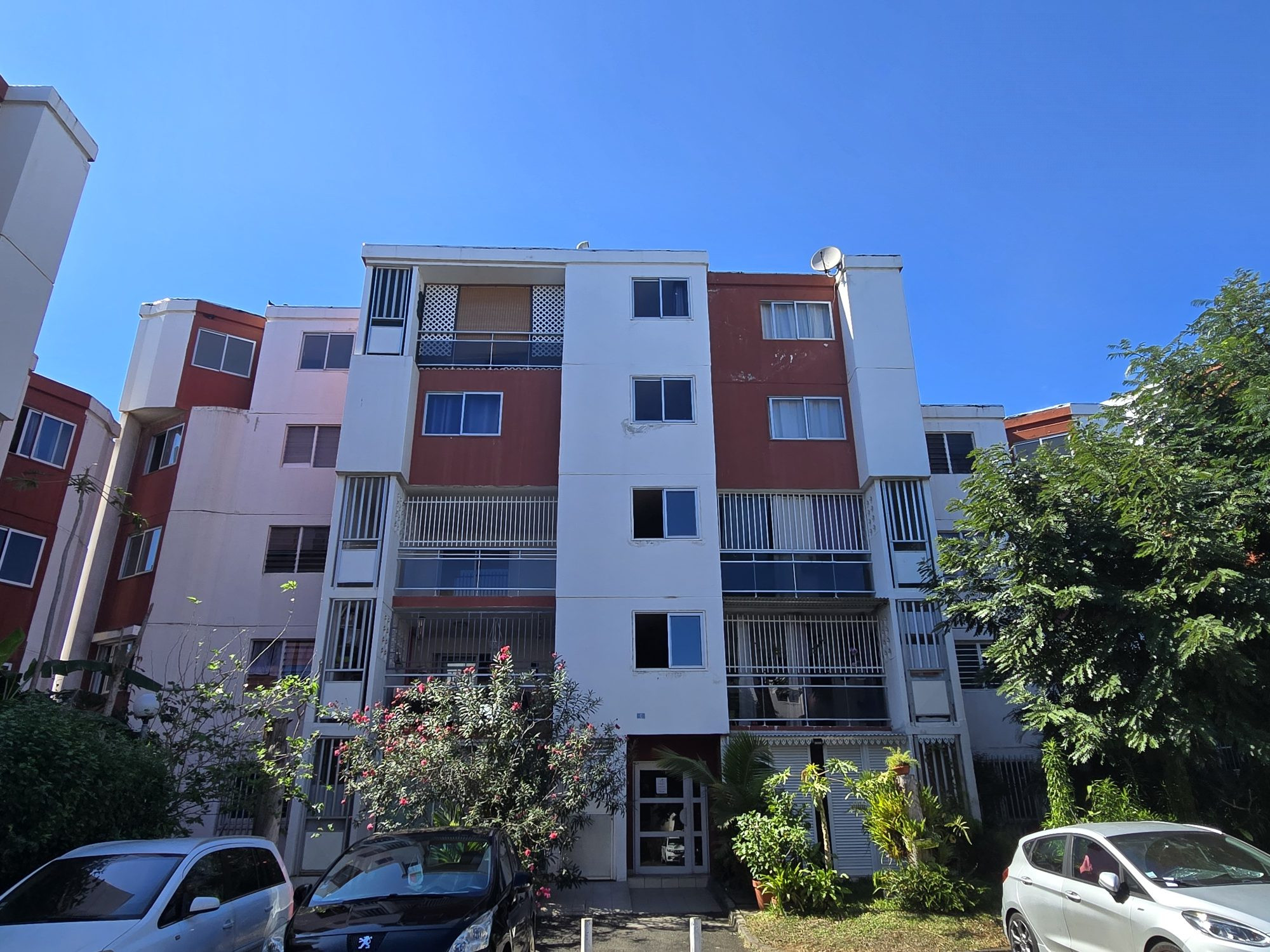 Magnificent Duplex T3 with Sea View - Les Écumes Residence, Le Port 2