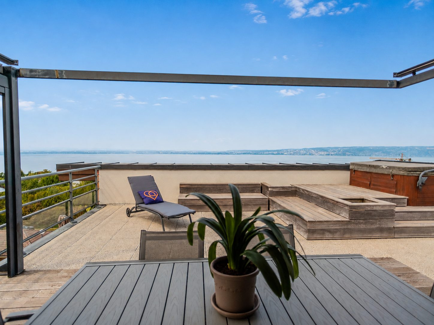 Appartement à vendre à Évian-les-Bains, 95 m²