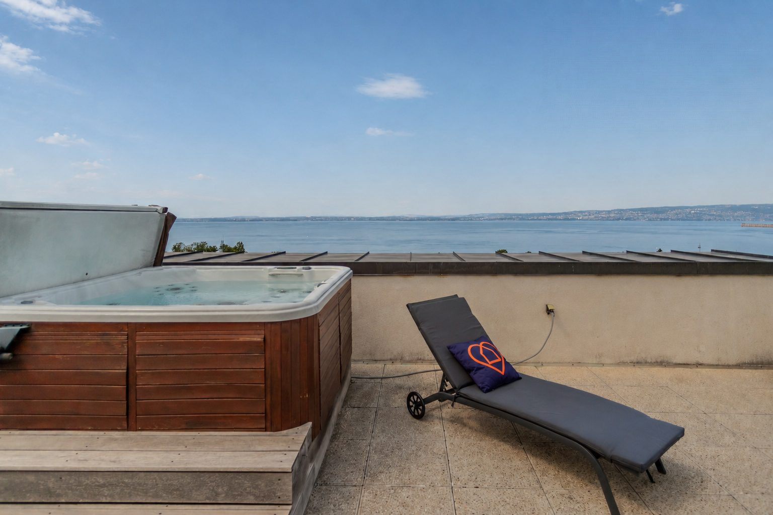 Appartement à vendre à Évian-les-Bains, 95 m²