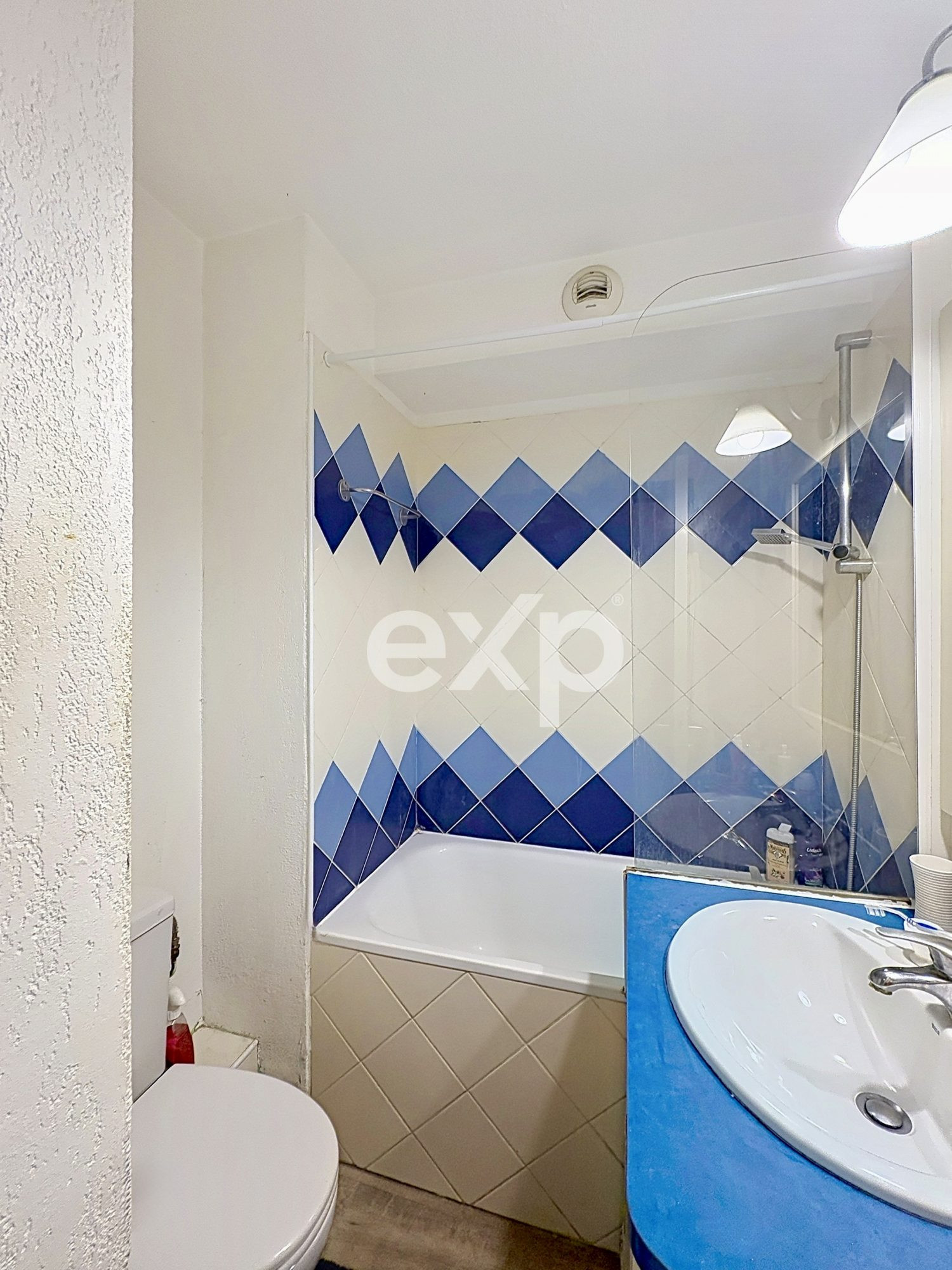 Studio cabin 4 persons steps away from beaches 4