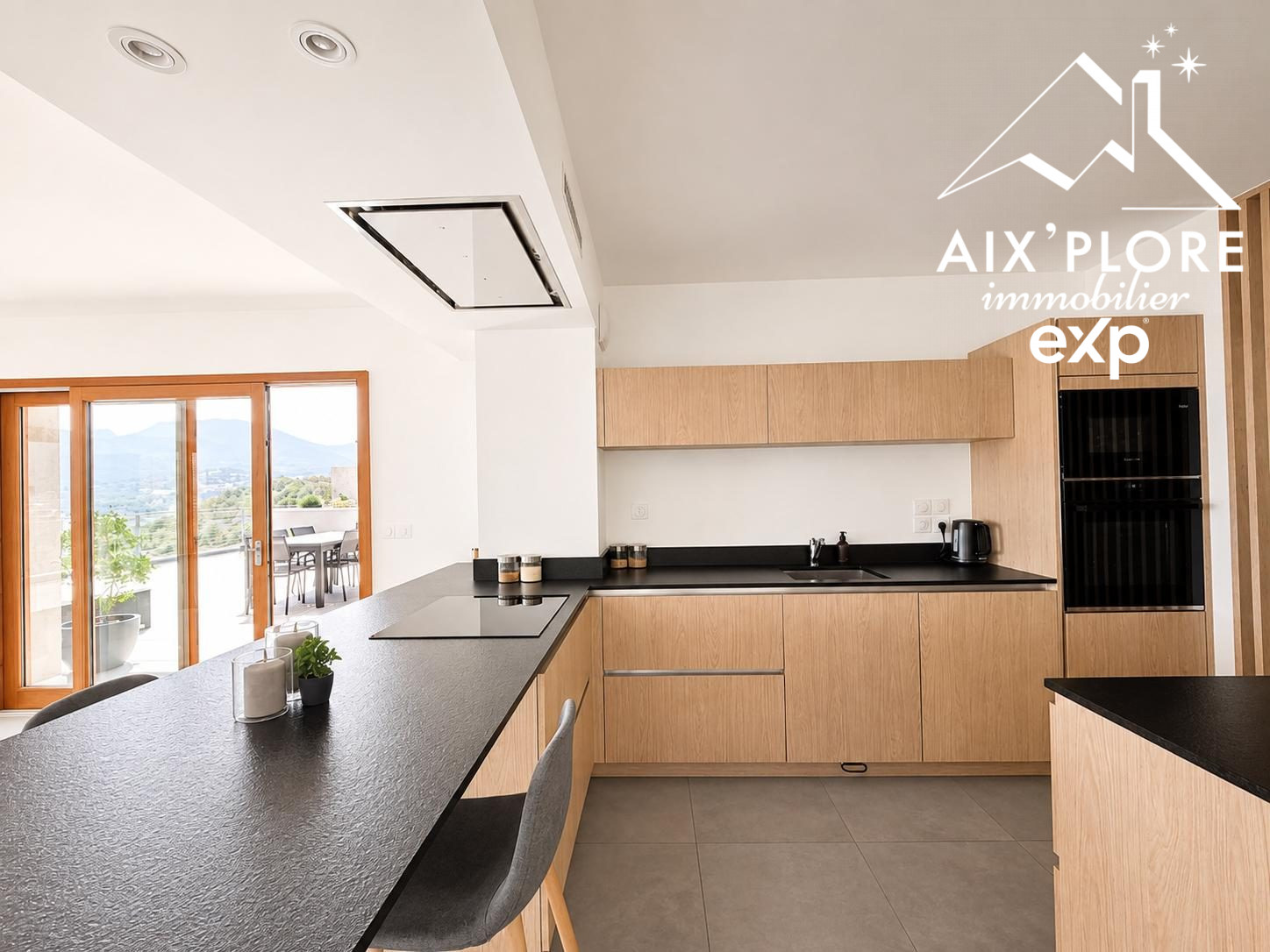 Bassens – L'élégance d'un dernier étage avec 160 m² de terrasses face aux montagnes