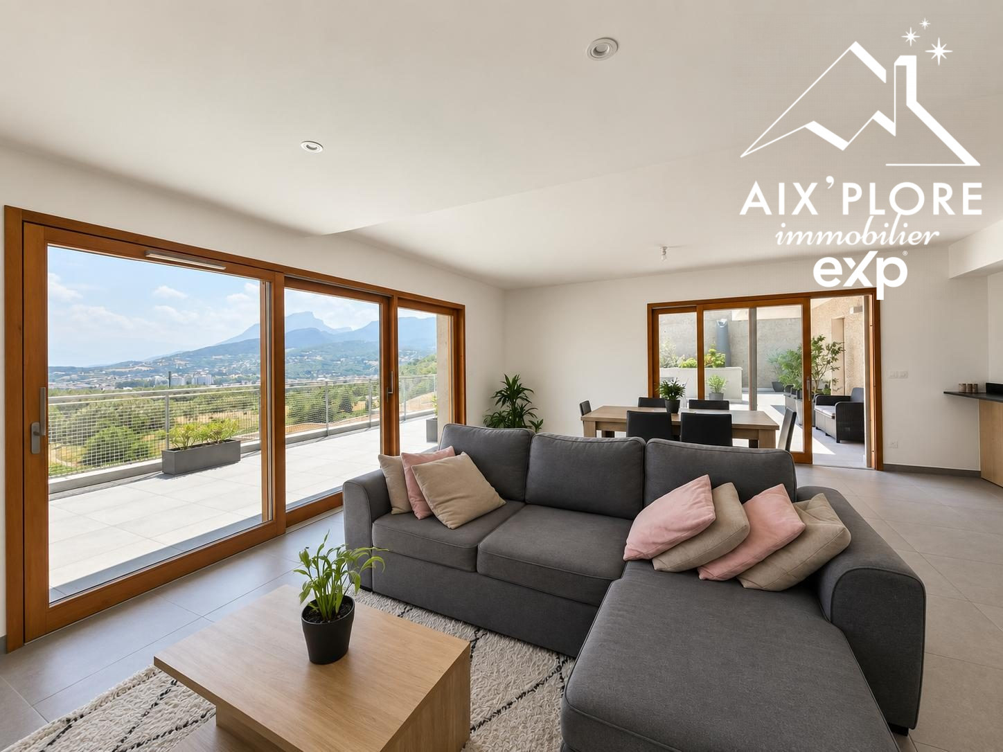 Apartment for sale in Bassens, 105 m²