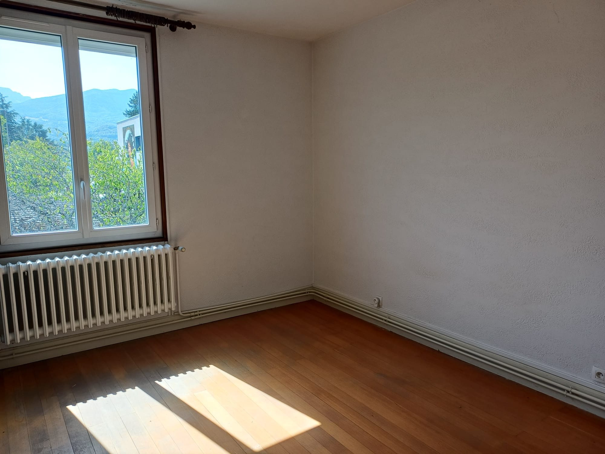 Appartement à vendre à Cognin, 79 m²