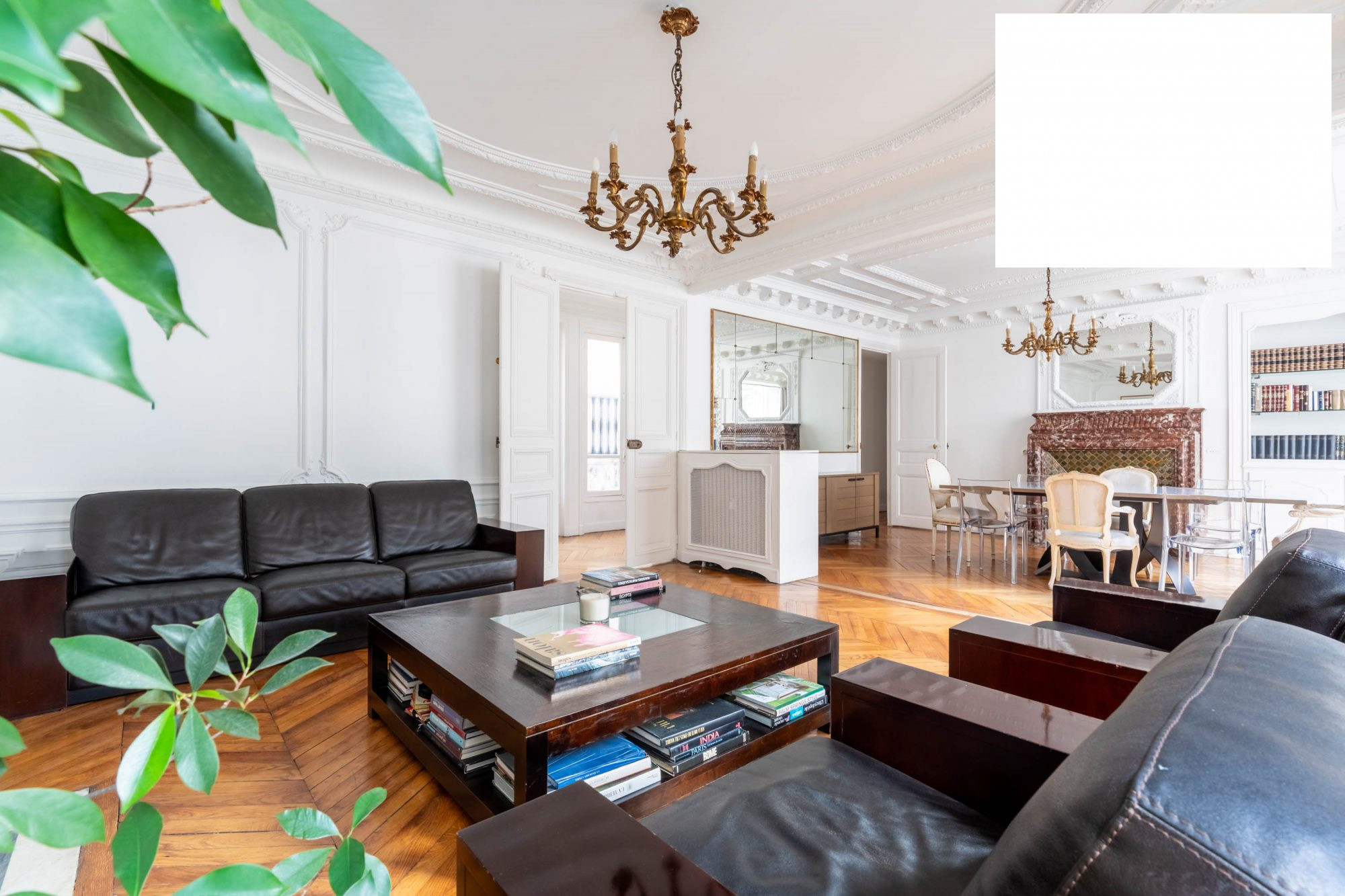 Appartement à vendre à Paris, 135 m²