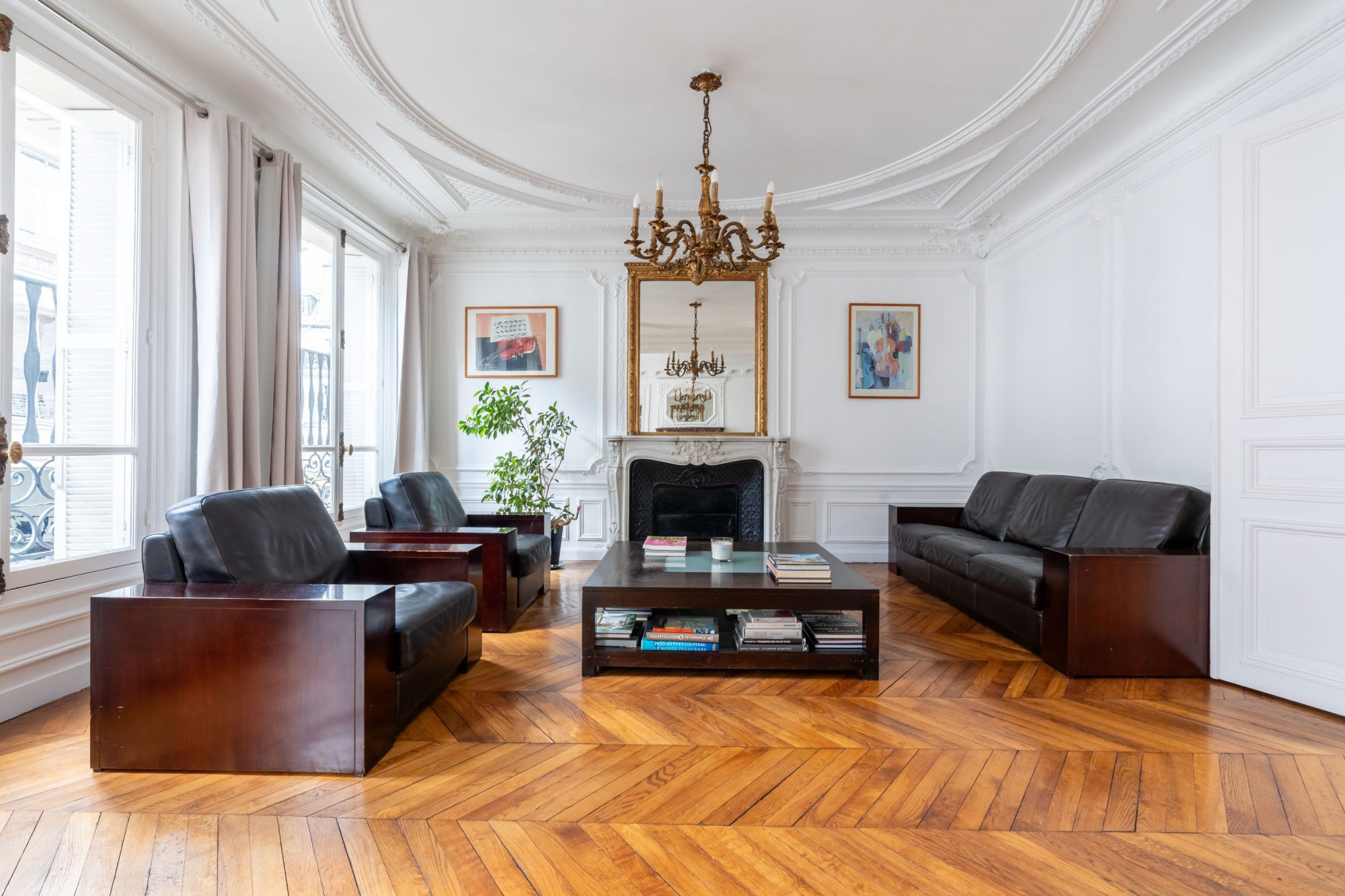 Paris 10e — L’élégance haussmannienne au cœur d’un Paris vivant