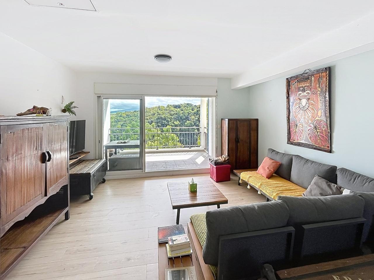 Apartment for sale in Saint-Pierre, 58 m²