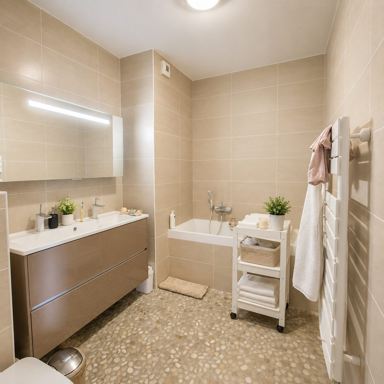 Appartement à vendre à Saint-Julien-en-Genevois, 97 m²