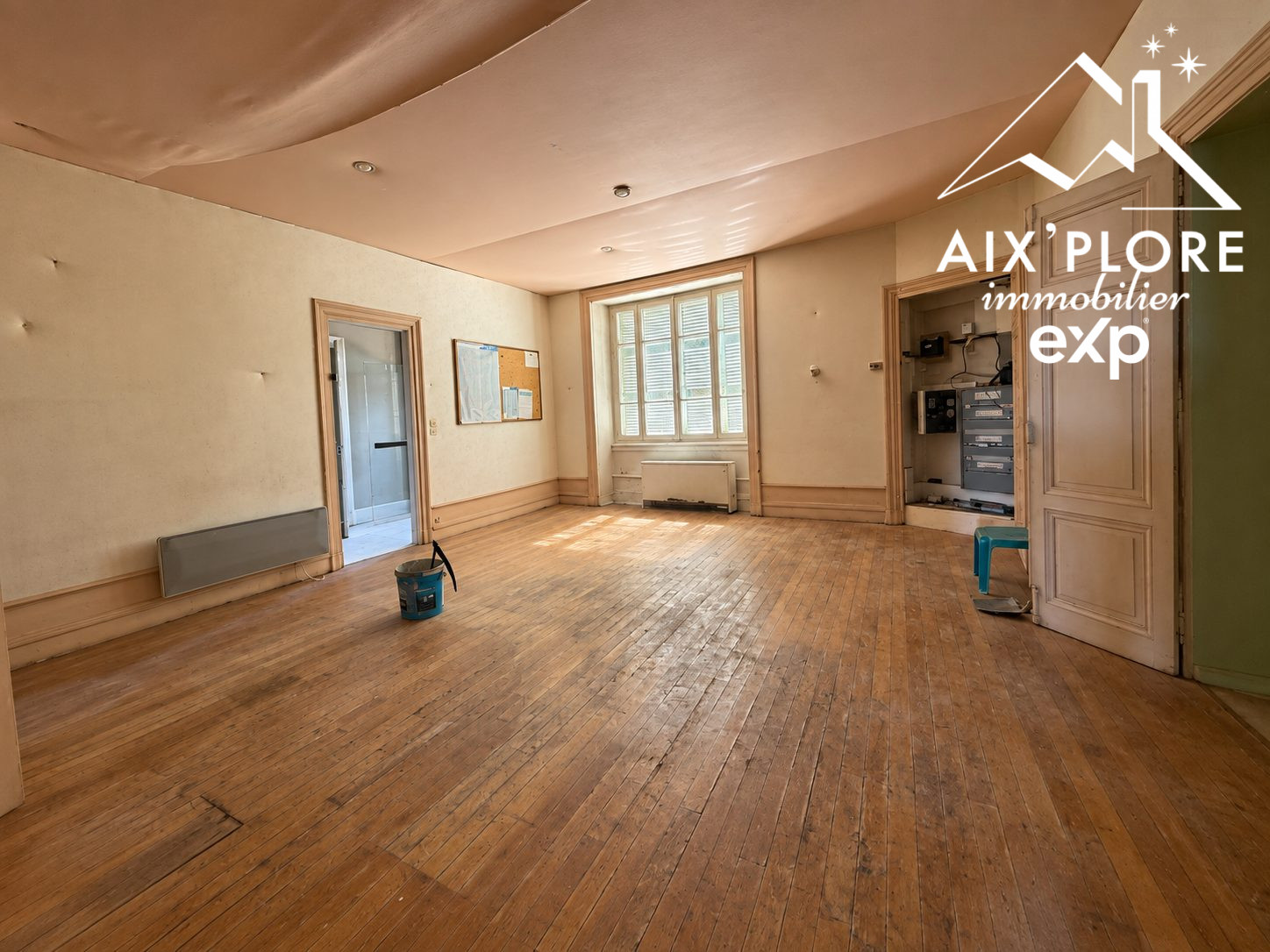 Appartement à vendre à Saint-Genix-les-Villages, 112 m²