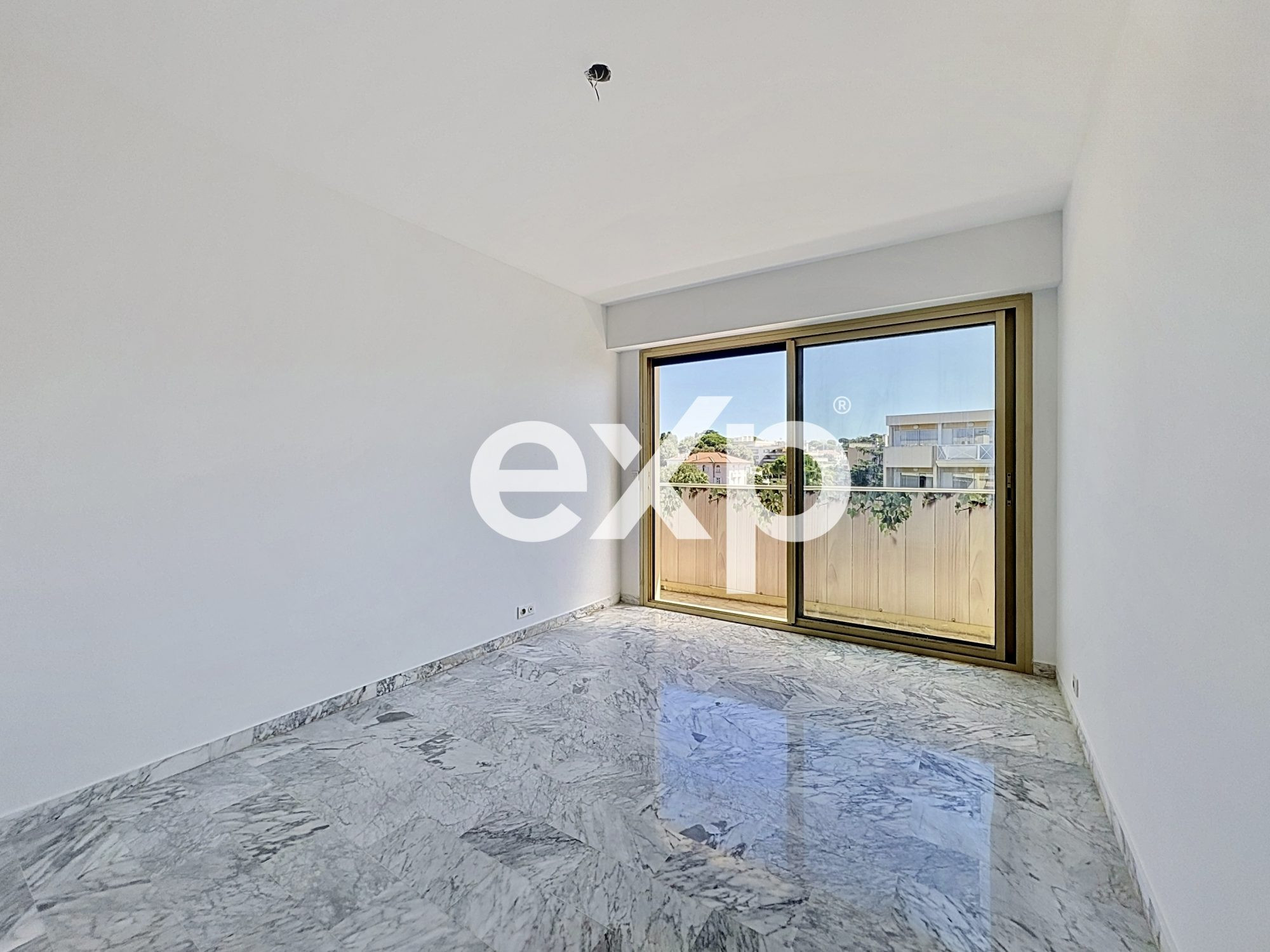 Appartement à vendre à Juan-les-Pins, 107 m²