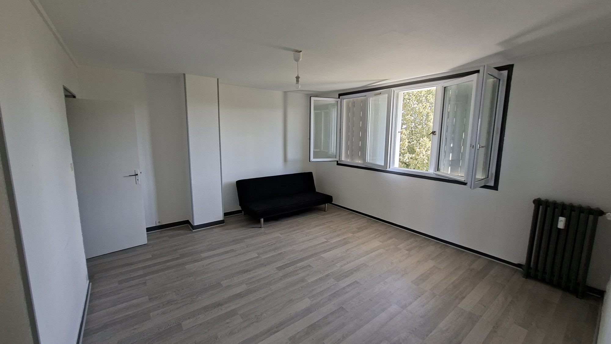 Appartement à vendre à Rochefort, 54 m²