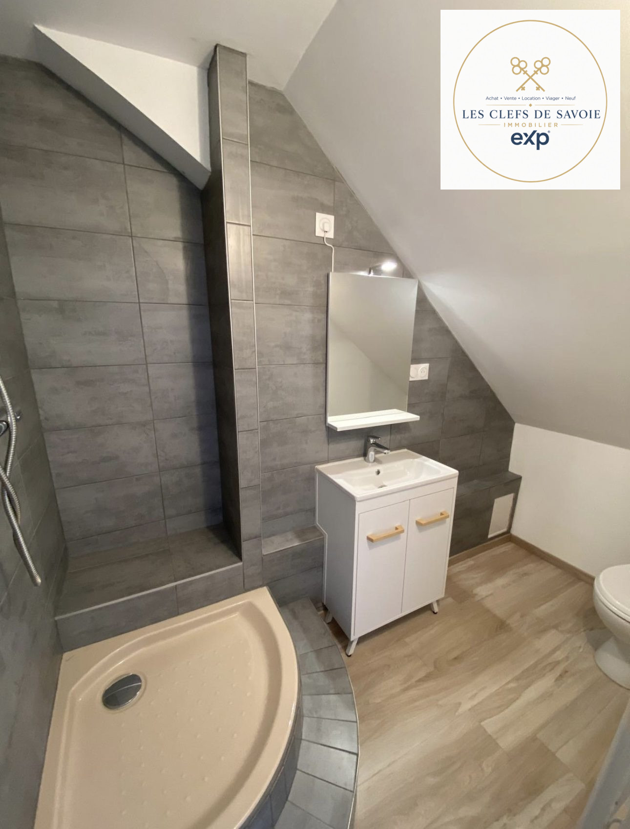 Appartement à vendre à Le Pont-de-Beauvoisin, 42 m²