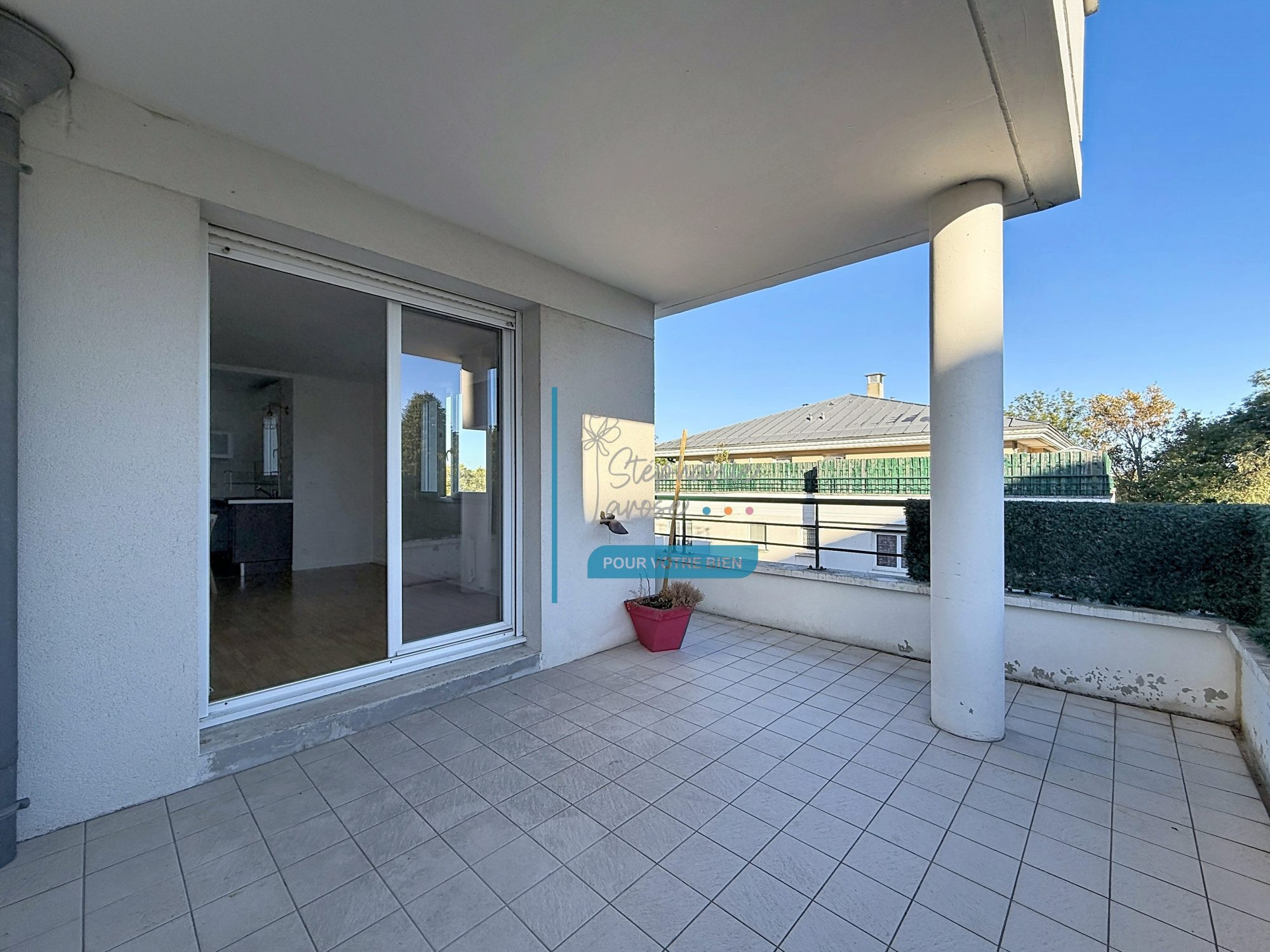 3 PIÈCES • BALCON 14 M² • 2 PARKINGS • ASCENSEUR