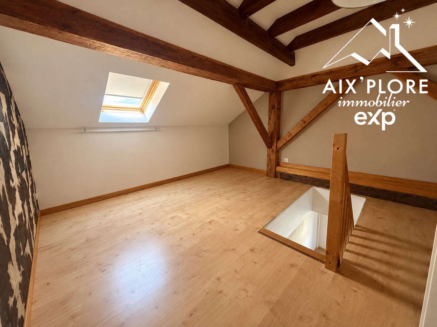Duplex for sale in Albertville, 110 m²