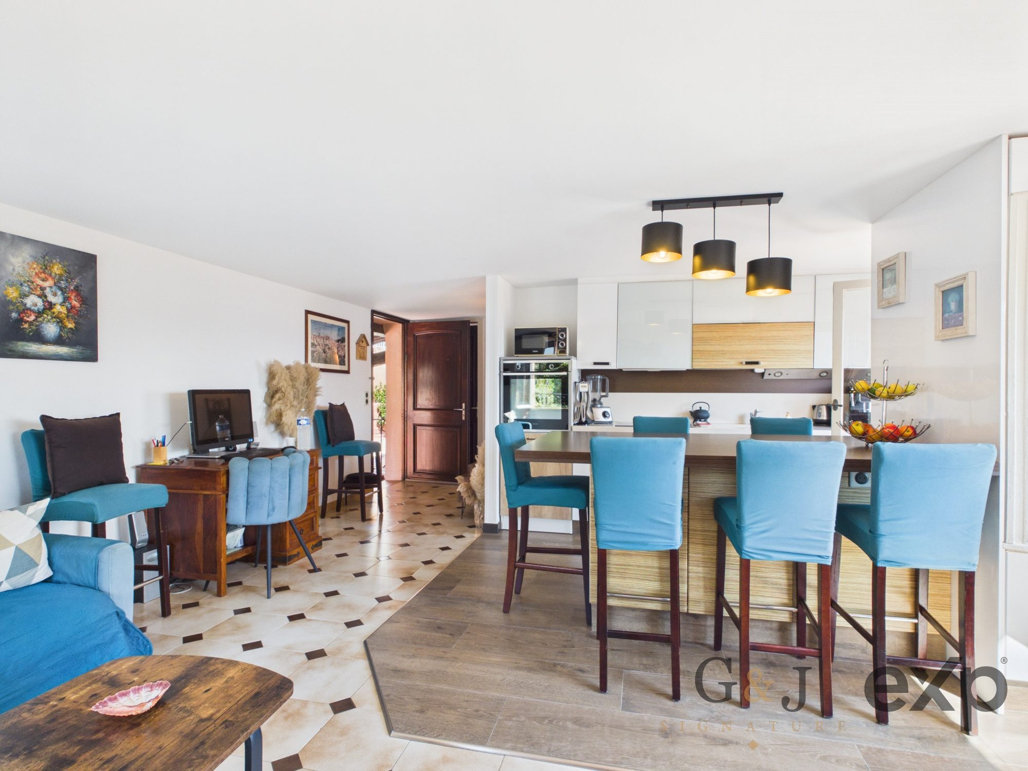 Apartment for sale in Théoule-sur-Mer, 63 m²