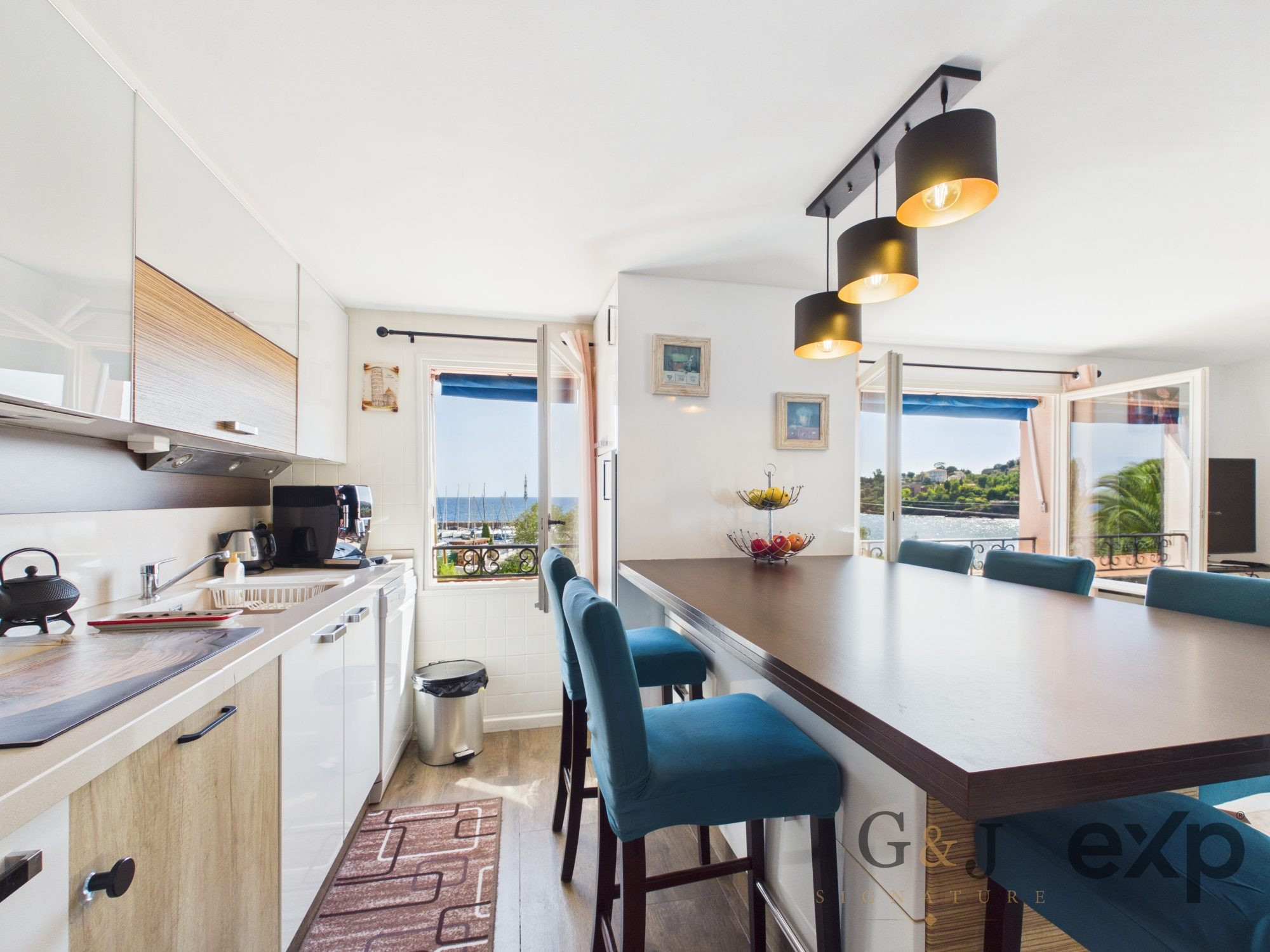 Apartment for sale in Théoule-sur-Mer, 63 m²