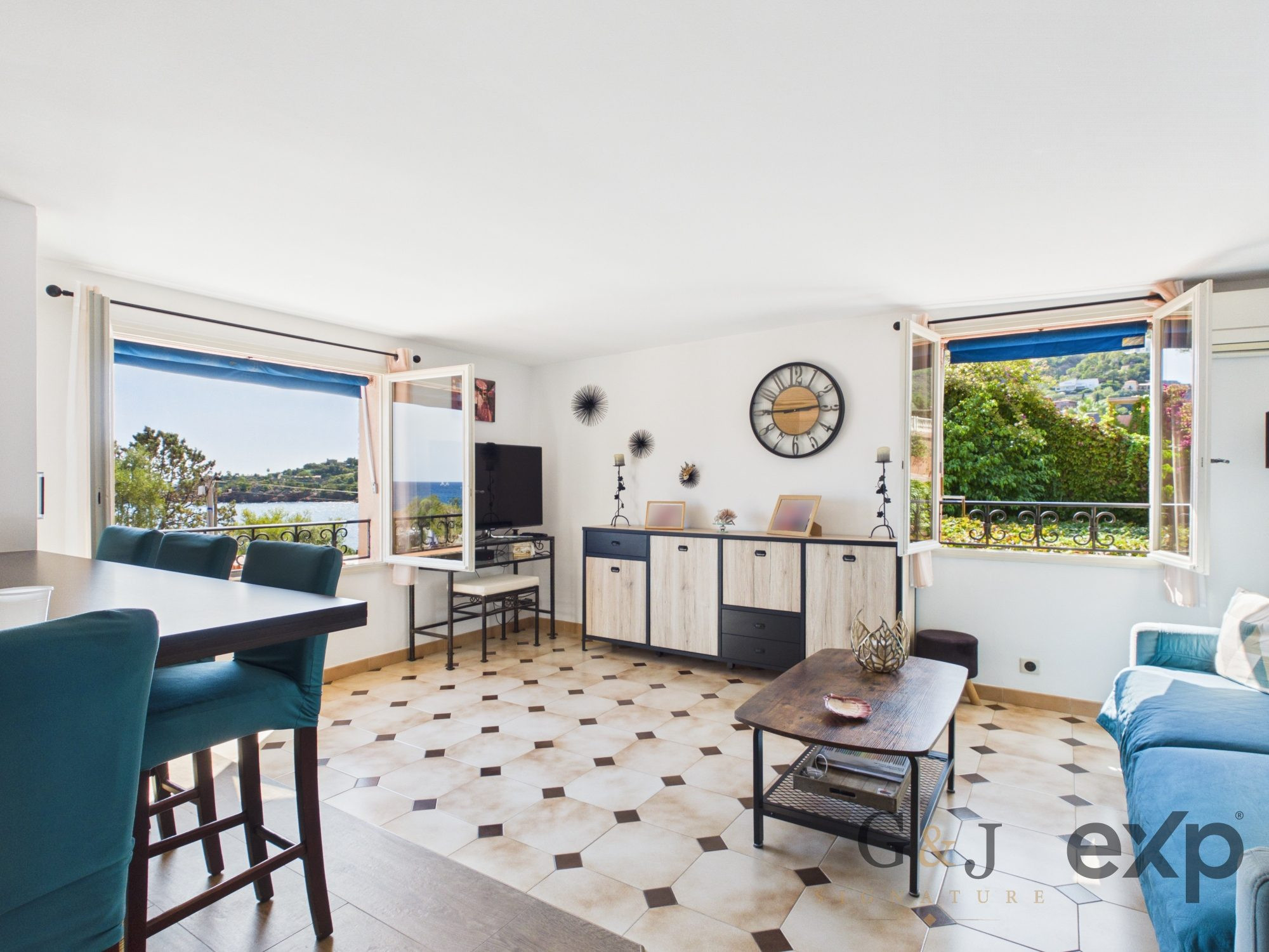 Apartment for sale in Théoule-sur-Mer, 63 m²