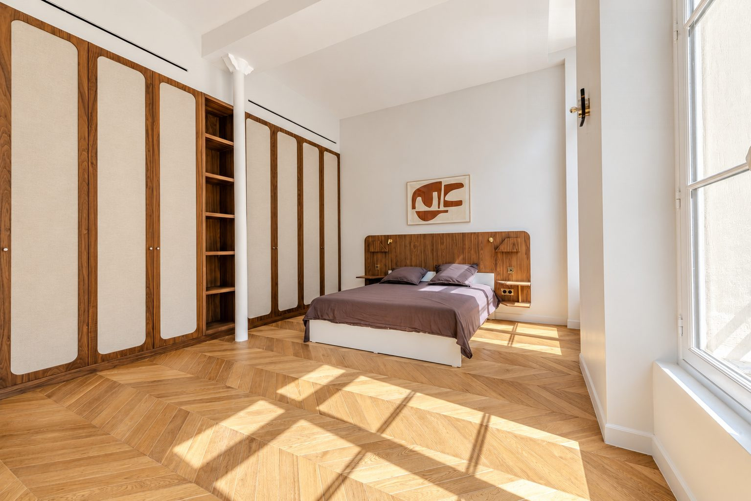 Apartment for sale in Paris, 167 m²