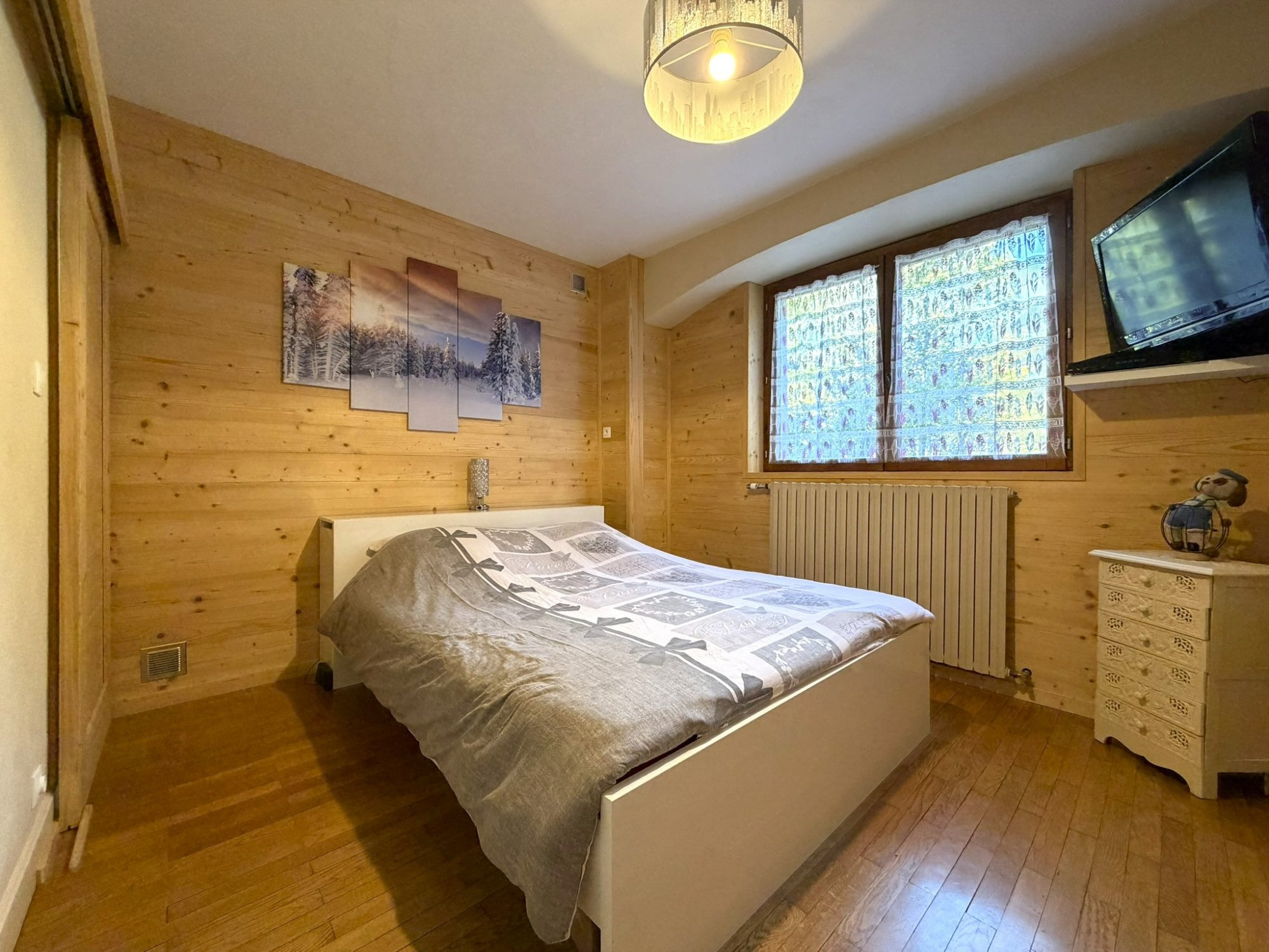 Apartment for sale in Passy, 61 m²