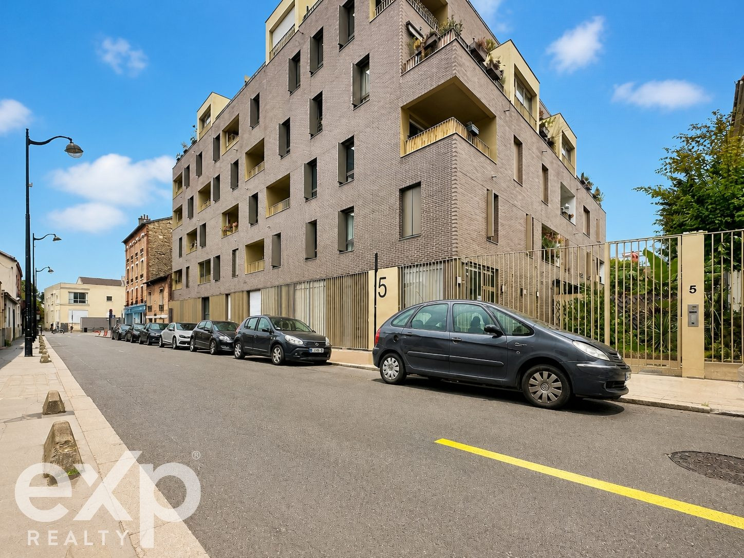 CENTRE-VILLE – 3 PIÈCES 61,45 M² AVEC LOGGIA ET PARKING