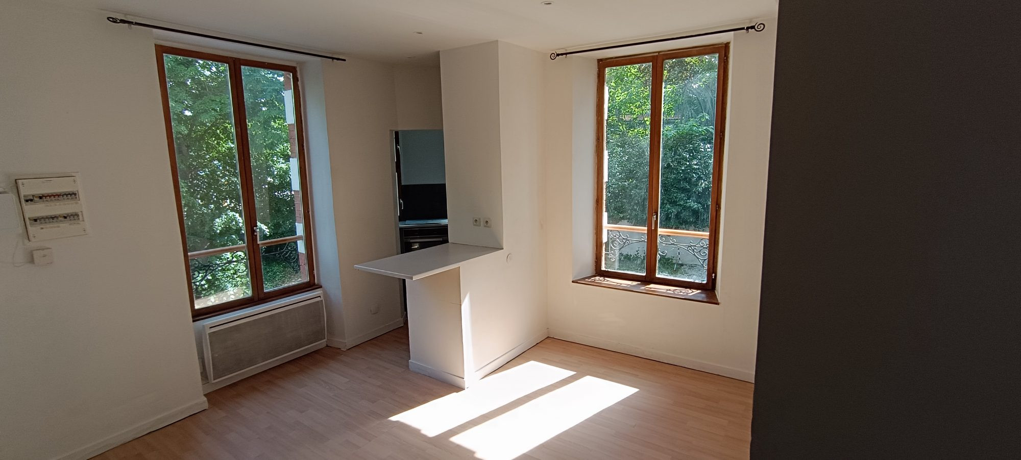 Appartement dans une belle demeure et environnement de qualité.