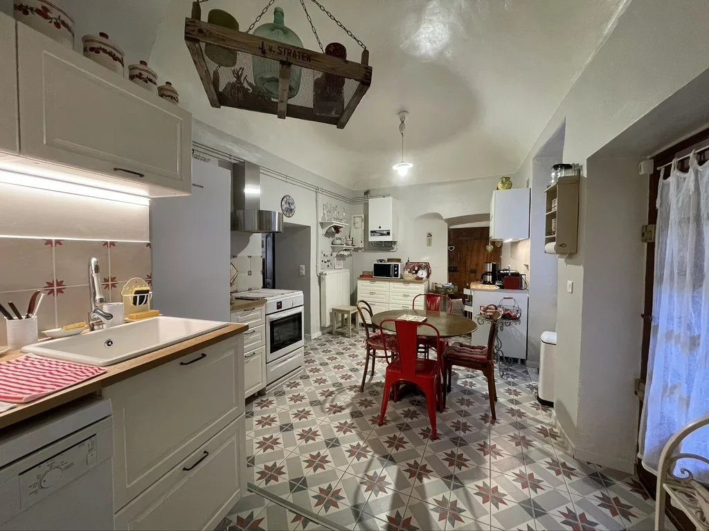 Appartement 5 pièces 93 m² · à Saint-Ambroix · 93 m² · 137 000 €
