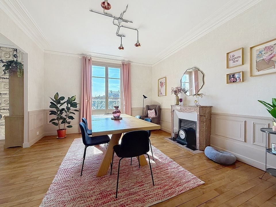 Apartment for sale in Rennes, 174 m²
