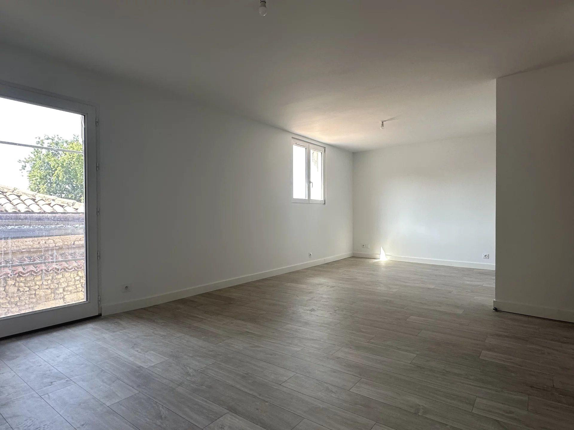 Appartement 3 pièces 62 m² · à Saint-Jean-d'Angély · 62 m² · 154 000 €