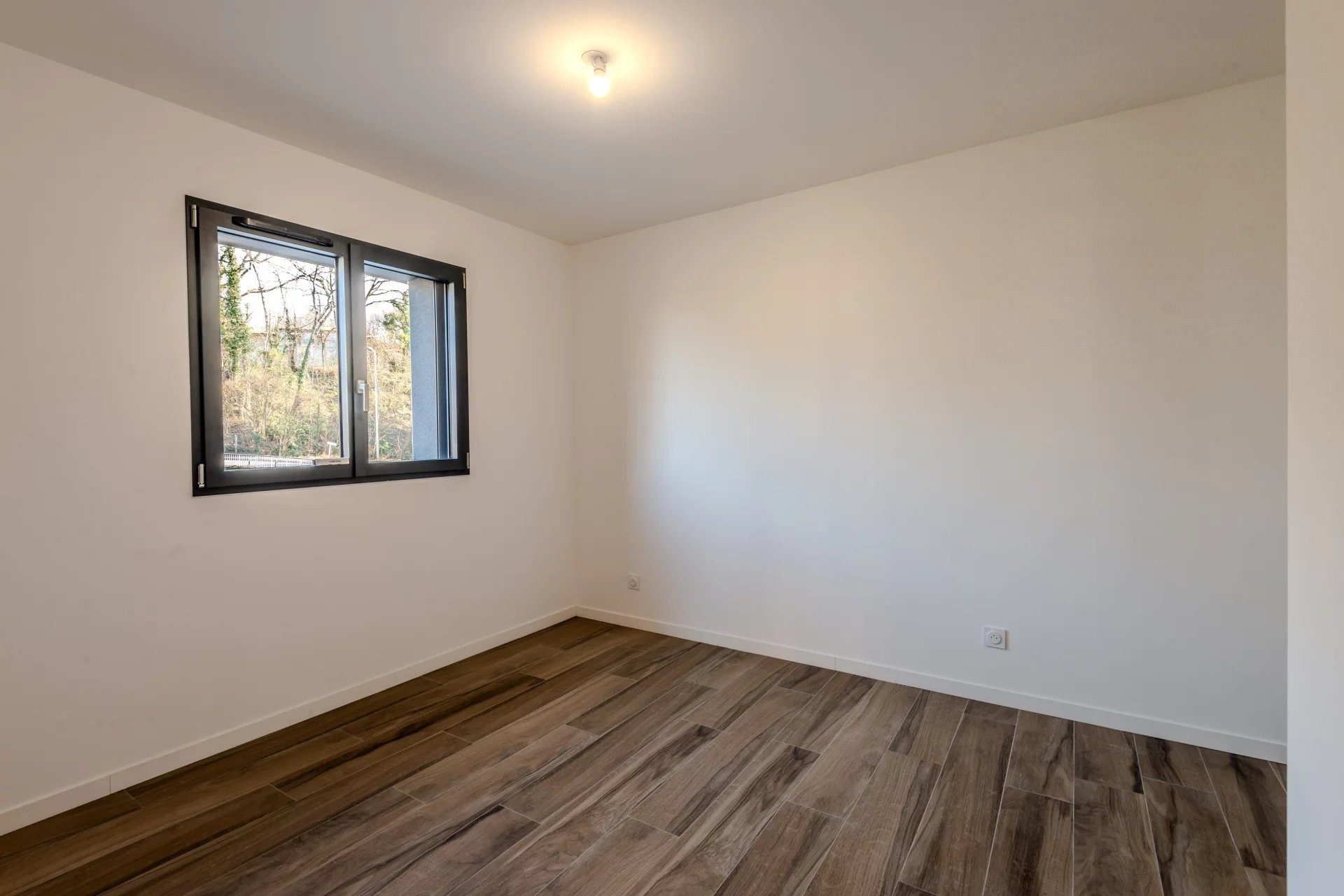 Appartement à vendre à Neuvecelle, 77 m²