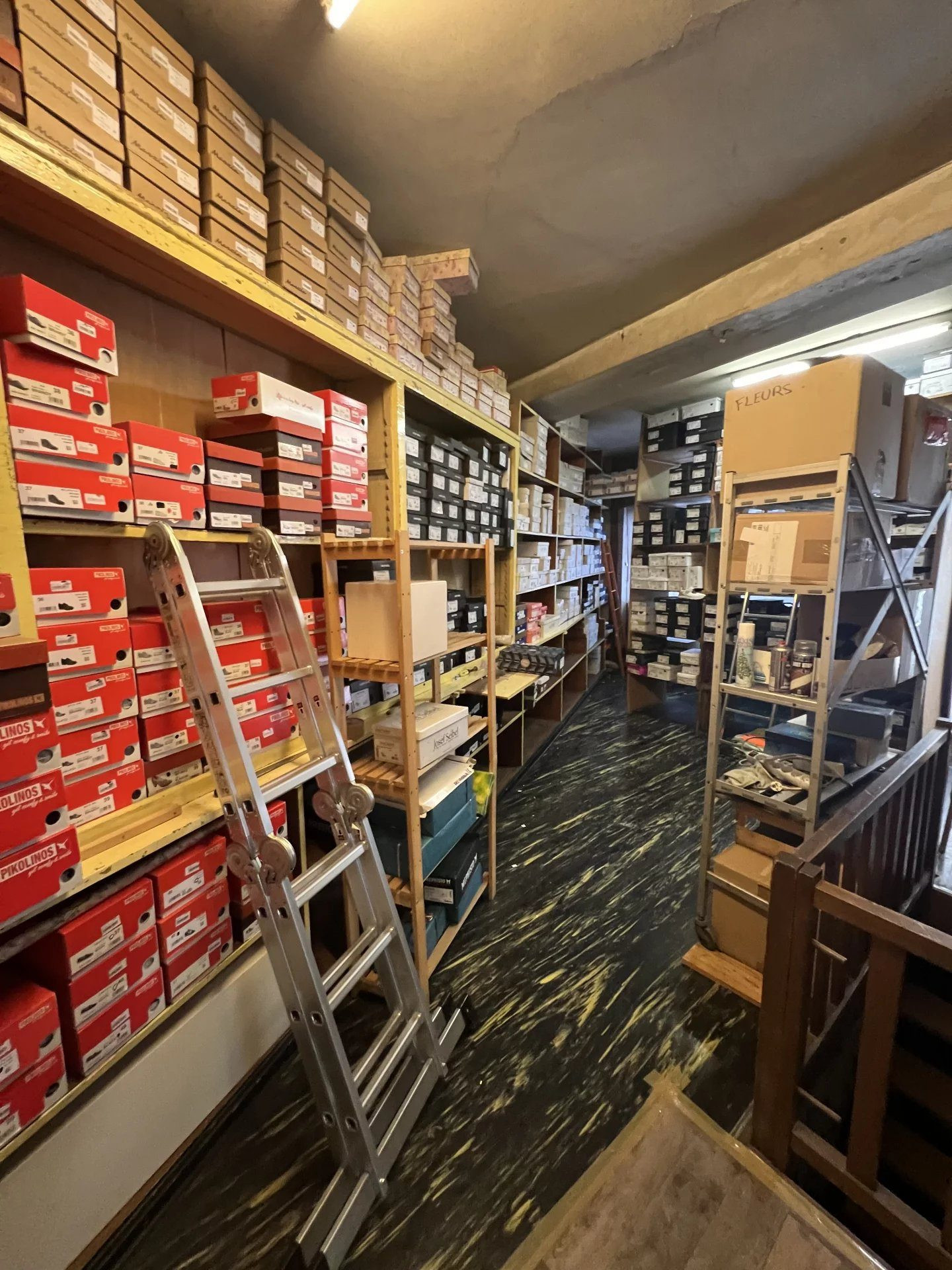 À VENDRE DROIT AU BAIL - EMPLACEMENT PREMIUM