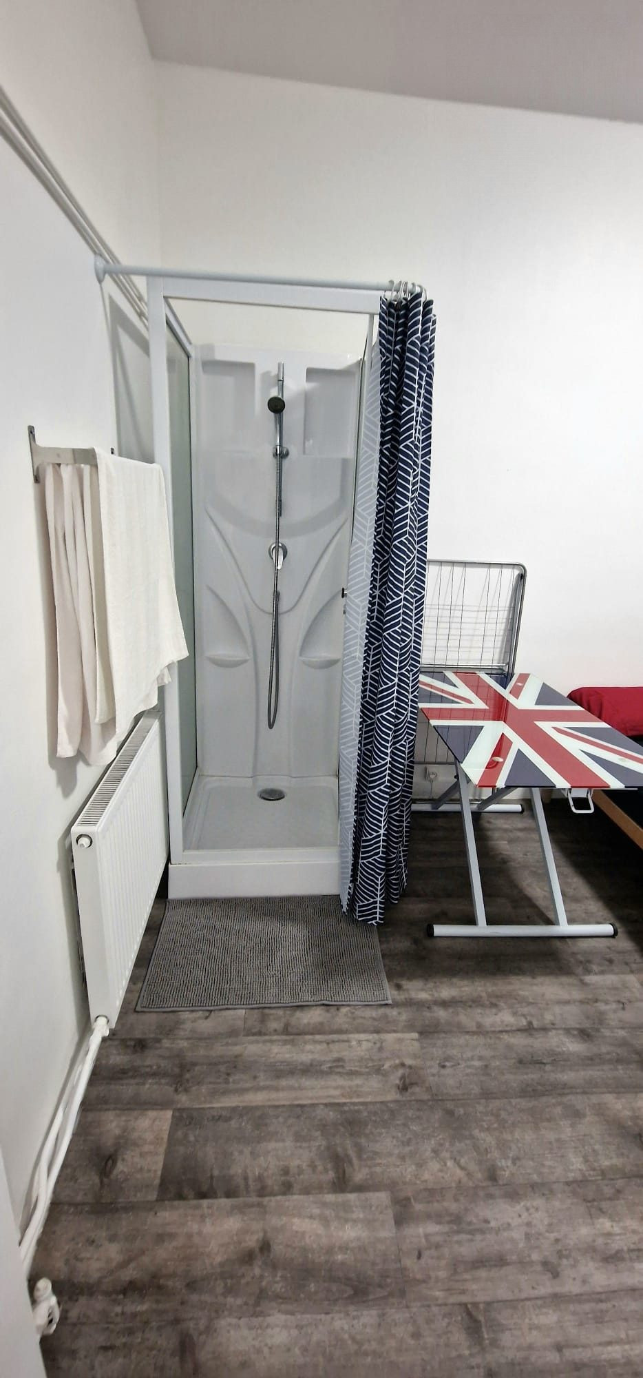 PARIS 15ᵉ – CESSION DE DROIT AU BAIL – EXCELLENT EMPLACEMENT · 65 m² · 36 000 €