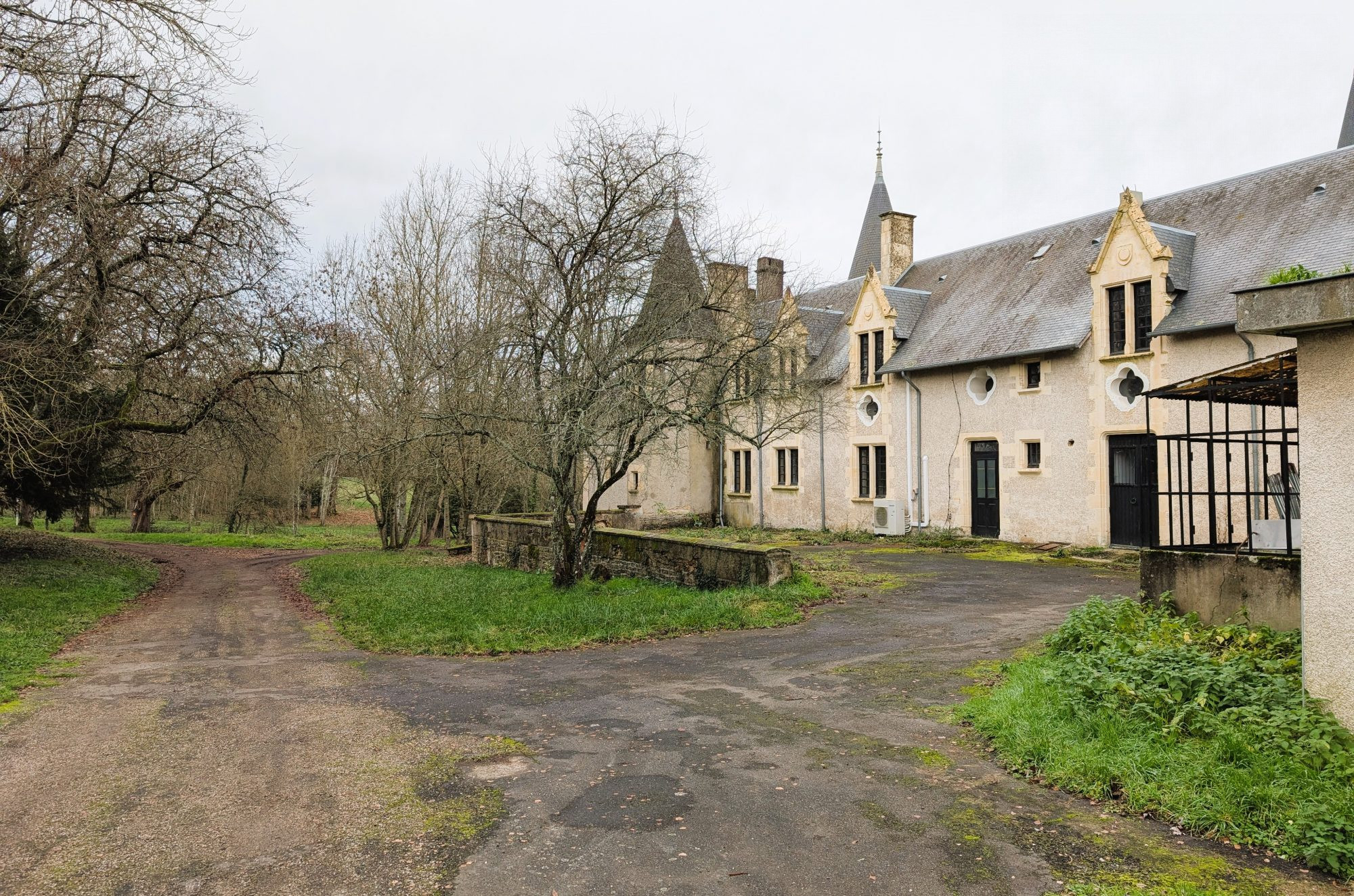 Château de Cornusse – Domaine patrimonial à fort potentiel