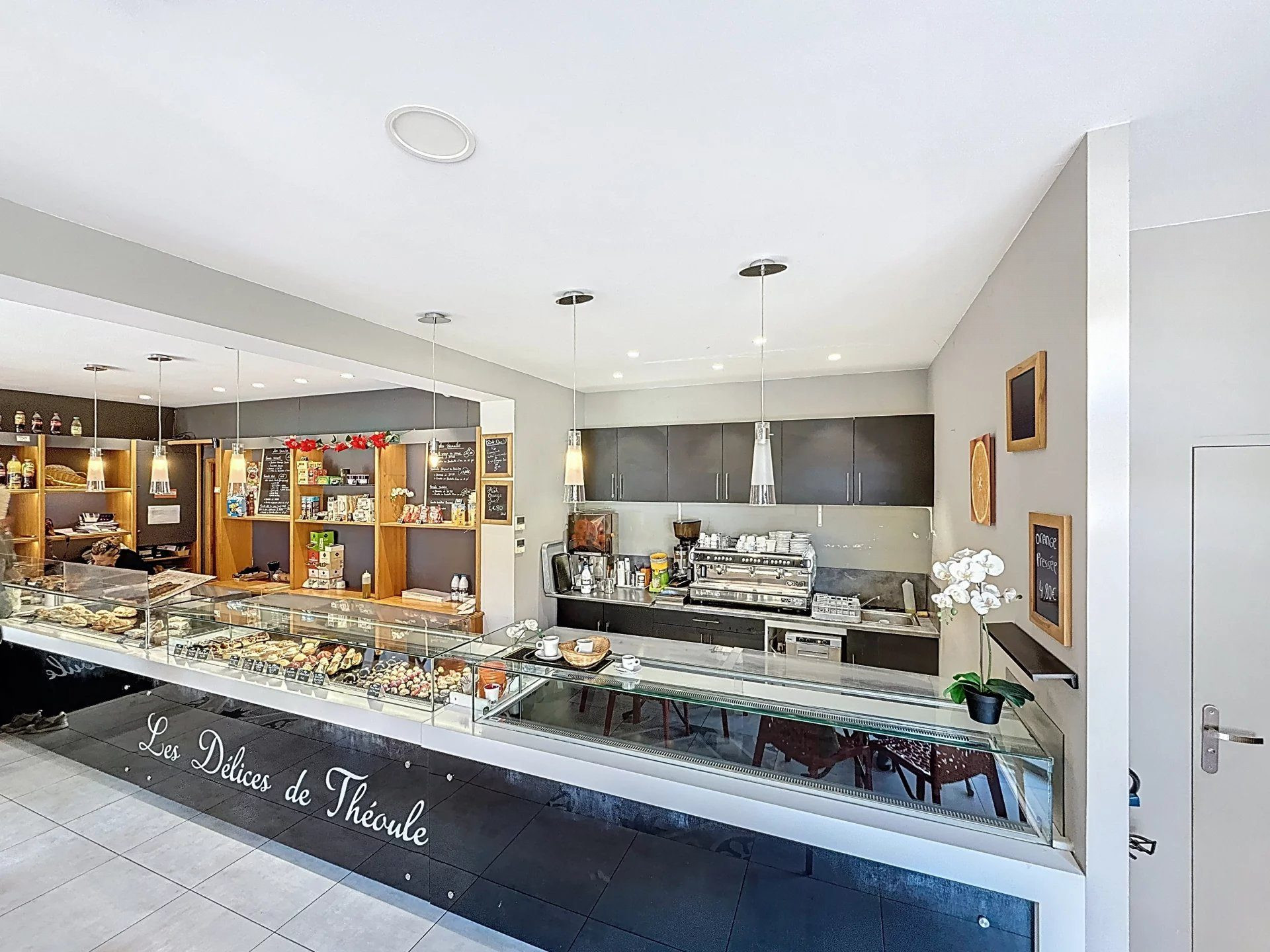 2 pièces 220 m² · à Théoule-sur-Mer · 220 m² · 625 000 €