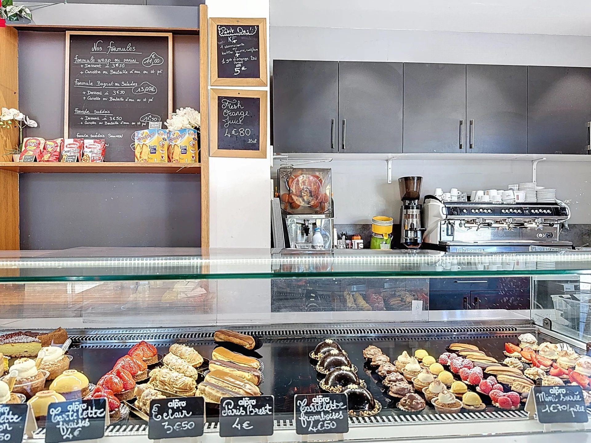 FOR SALE - BAKERY BUSINESS 3