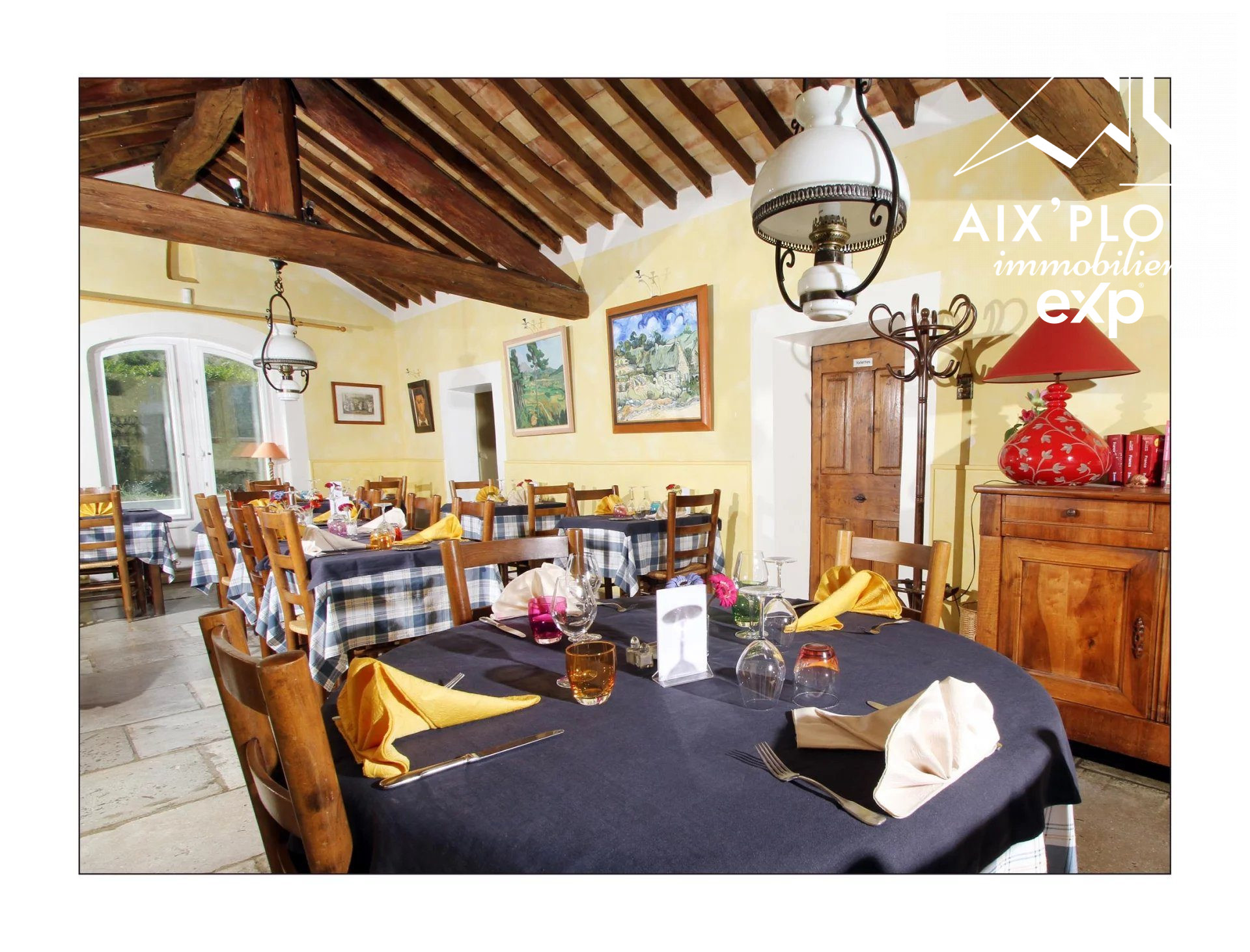 Vente murs et fonds de commerce – Restaurant avec fort potentiel à Condorcet · 347 m² · 736 750 €