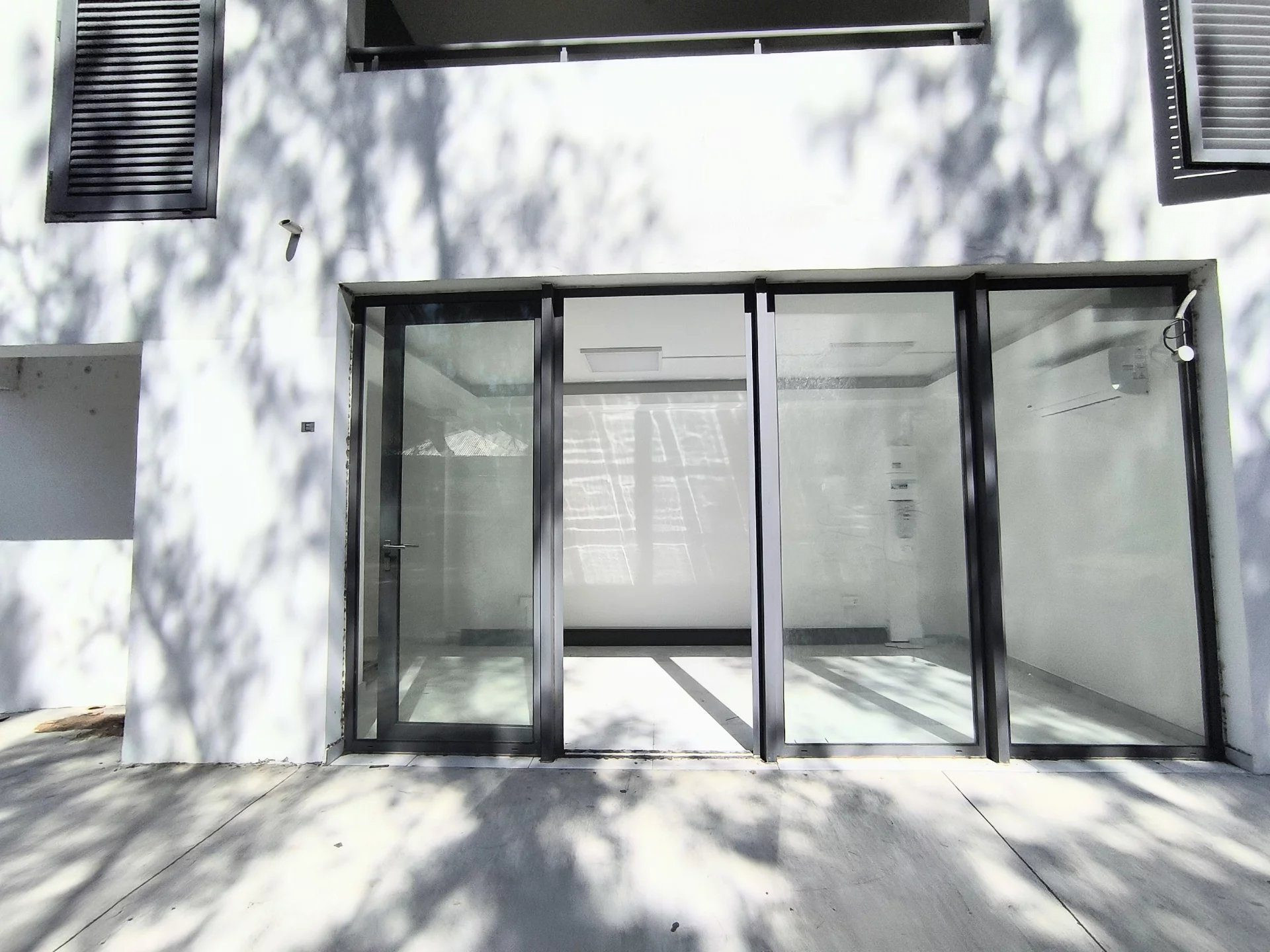 Local commercial 19 m² · à Saint-Pierre · 19 m² · 62 000 €