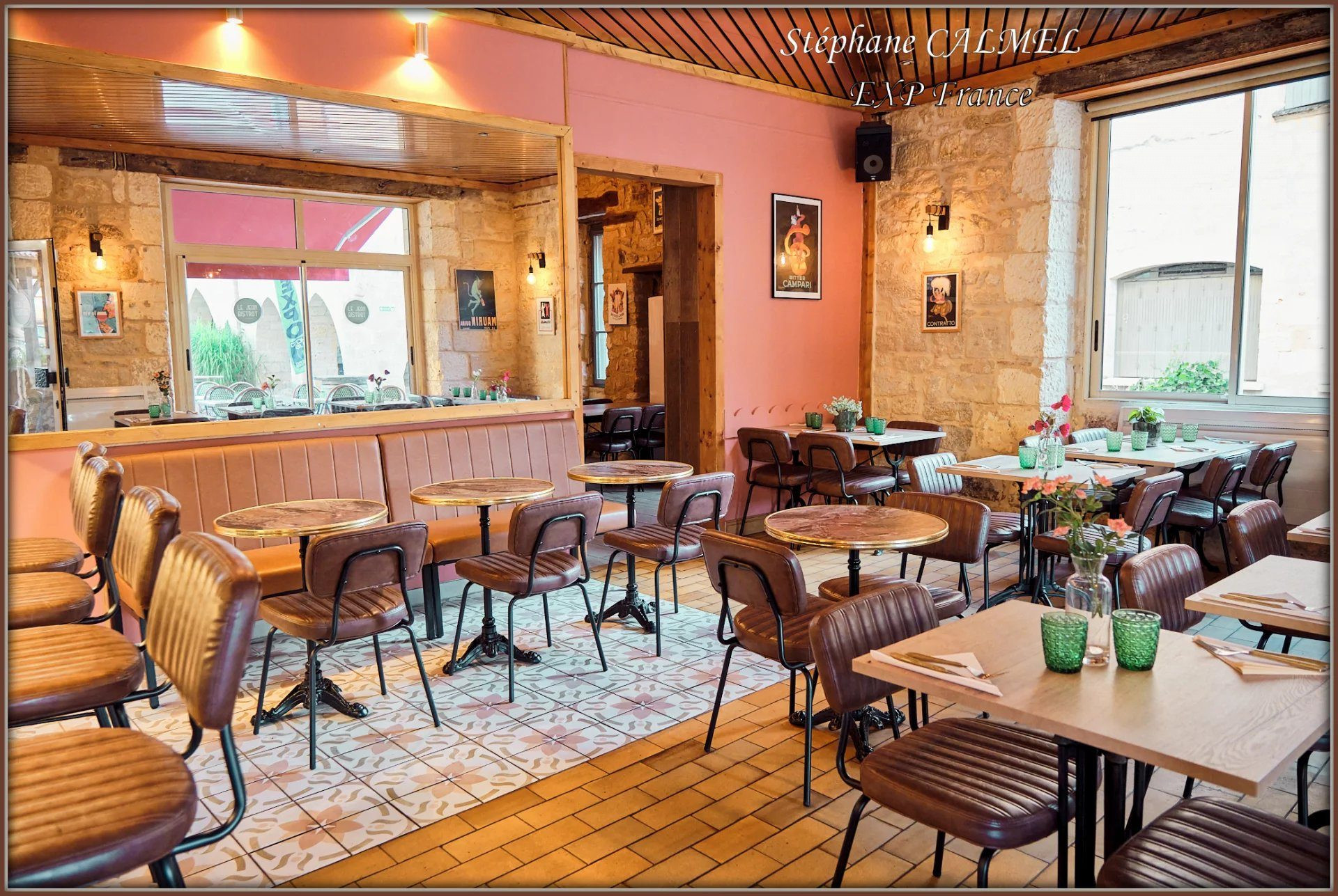 For Sale - Bar Restaurant Business with Accommodation - Heart of Beaumont-du-Périgord Bastide (24) 2