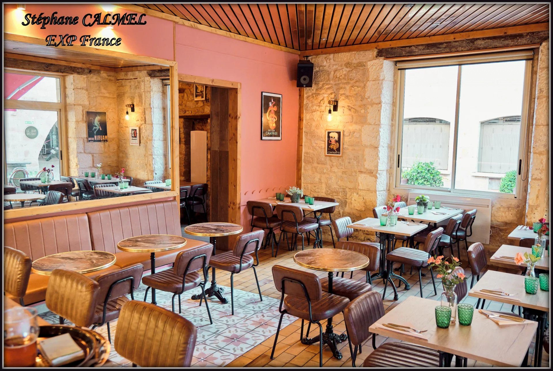 For Sale - Bar Restaurant Business with Accommodation - Heart of Beaumont-du-Périgord Bastide (24) 3