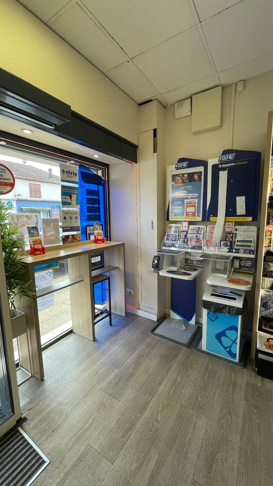Tabac Presse SAINT PAUL LES DAX · à Saint-Paul-lès-Dax · 80 m² · 619 000 €