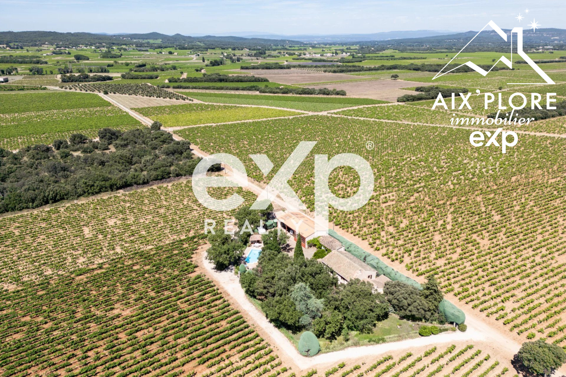 Exceptional Sale of a Wine Estate: Wine Cellar and 2 Apartments 5