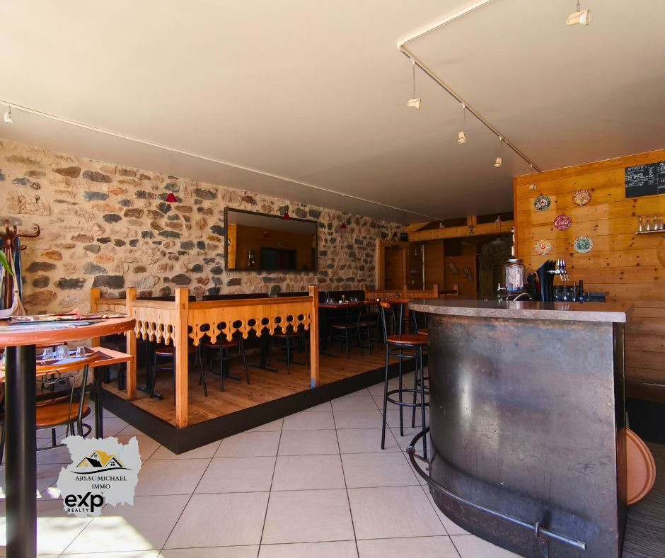 Business Property in Saint-Julien-Chapteuil 5