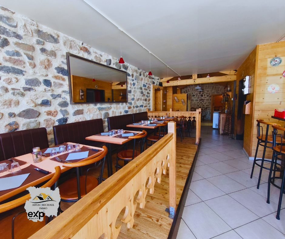 Business Property in Saint-Julien-Chapteuil 4