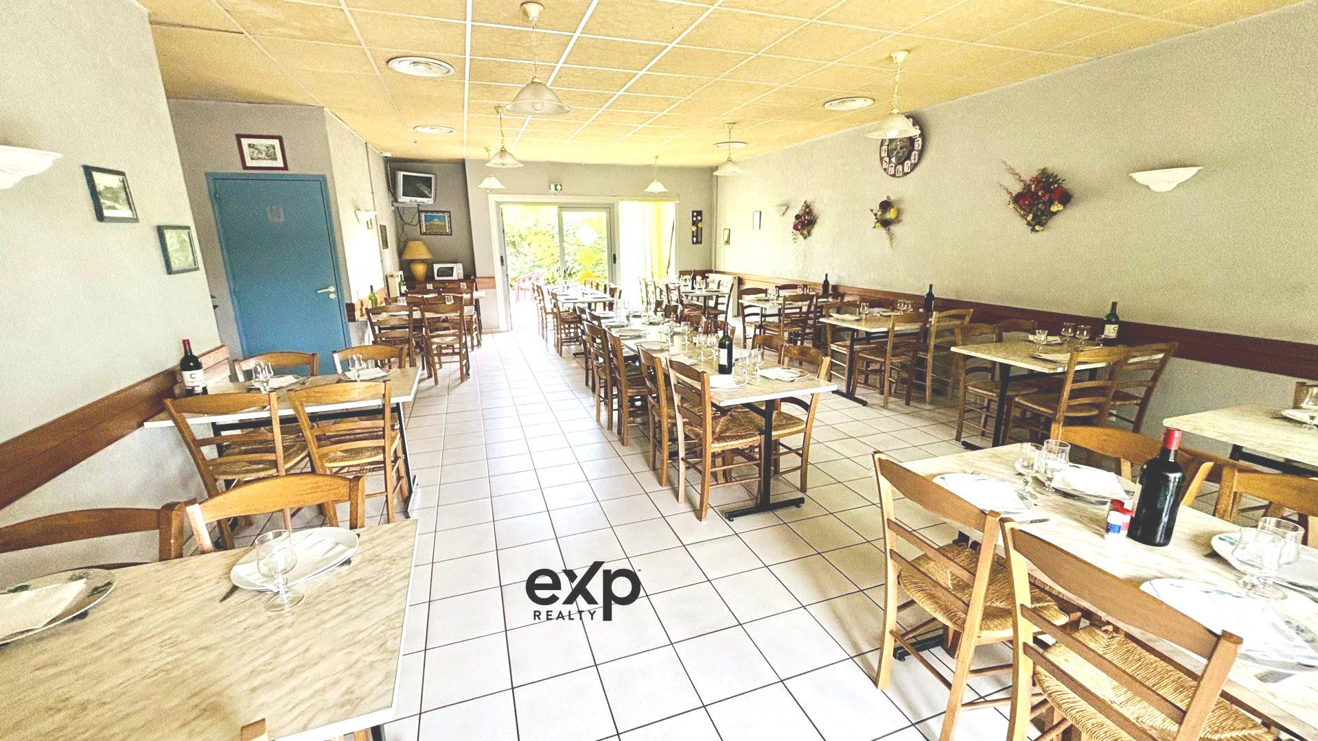 Business for sale in Carelles