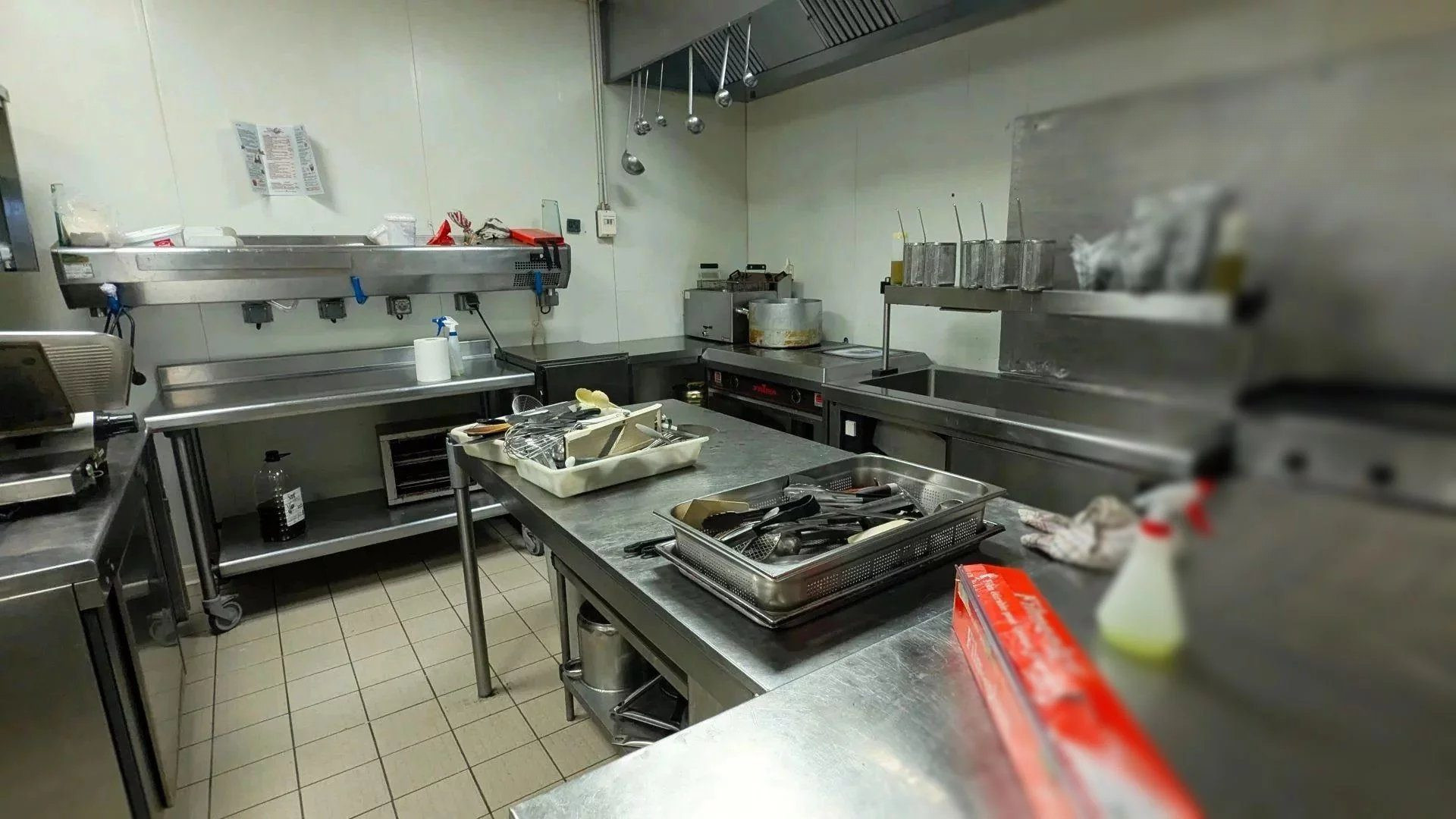 BUSINESS FOR SALE - RESTAURANT - AGEN 3