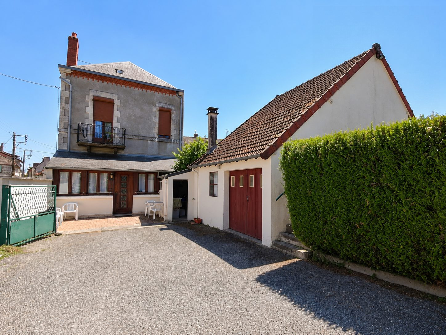 Immeuble dans Évaux-les-Bains
