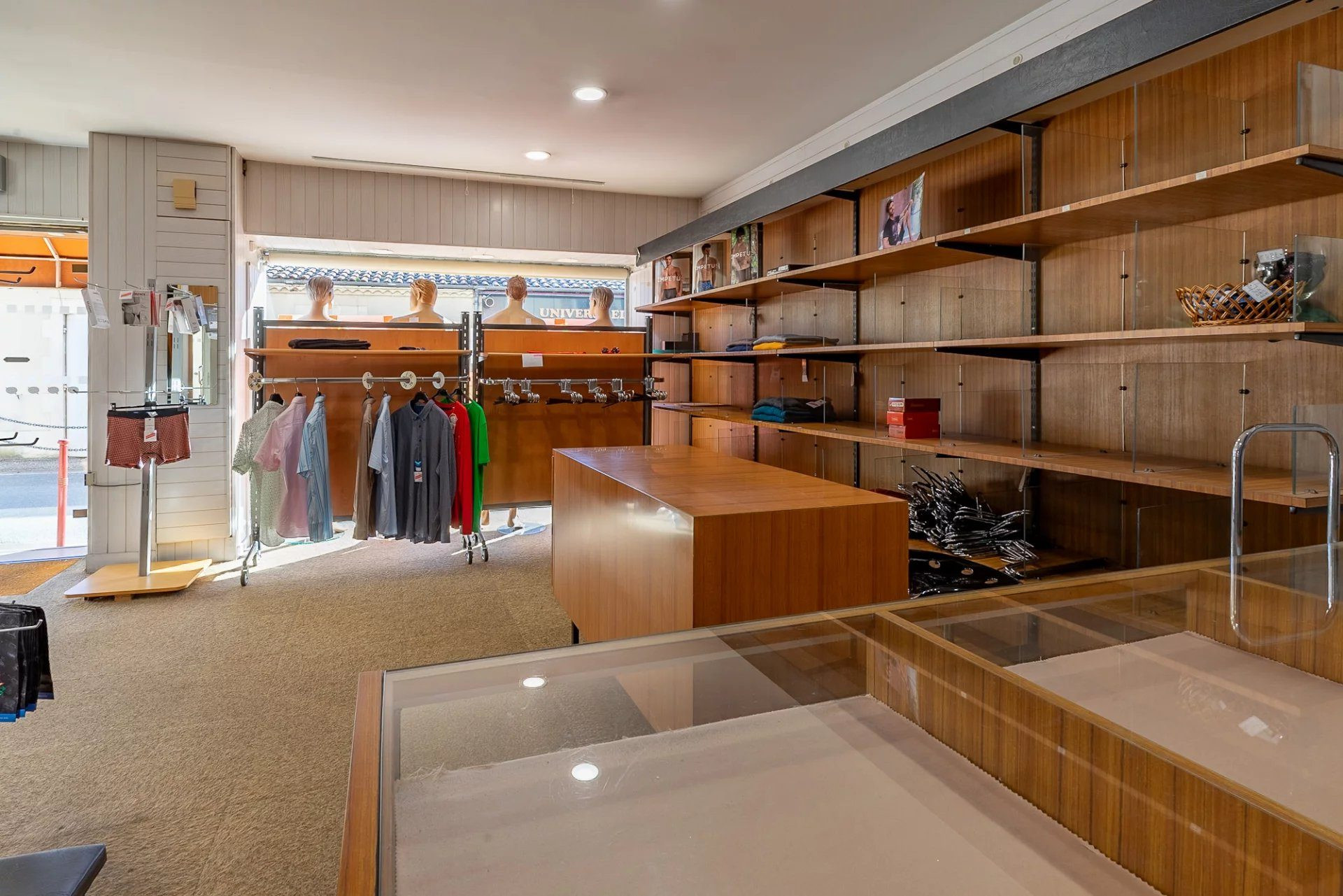 Unique Investment Opportunity in the Heart of Salles 2