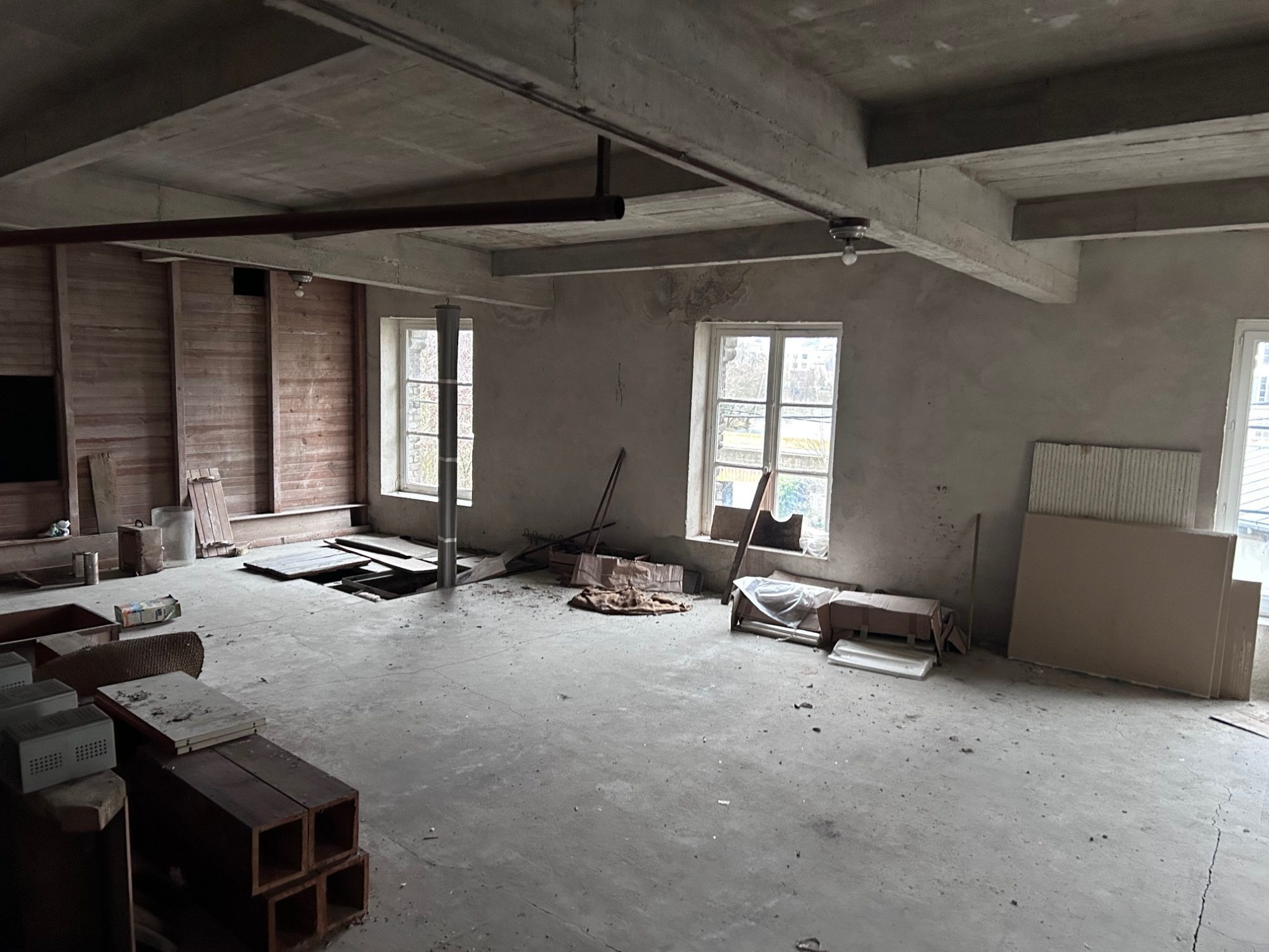 Immeuble 2 pièces 2550 m² · à Sedan · 2 550 m² · 1 300 000 €